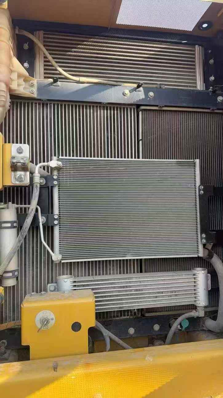 Used Caterpillar 330L Excavator 2019 Model / 6