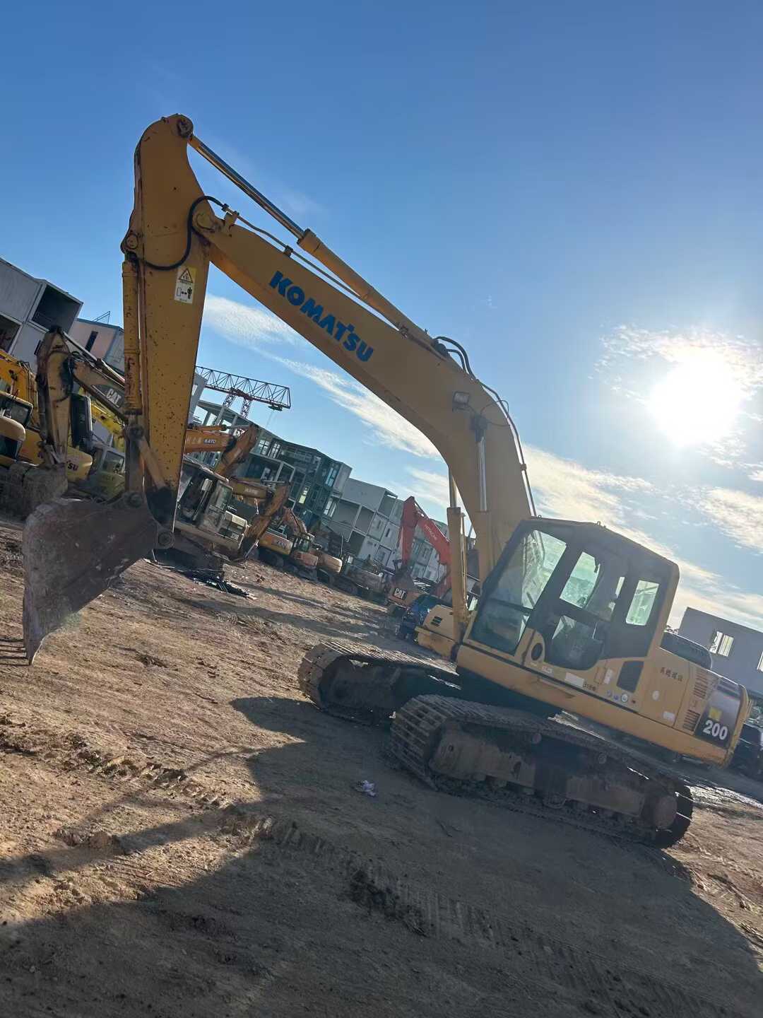 Used Komatsu PC200-8 Excavator 2016 Model / 3