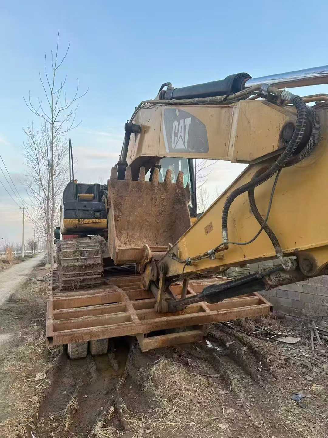 Used Caterpillar CT20 Excavator 2012 Model / 2