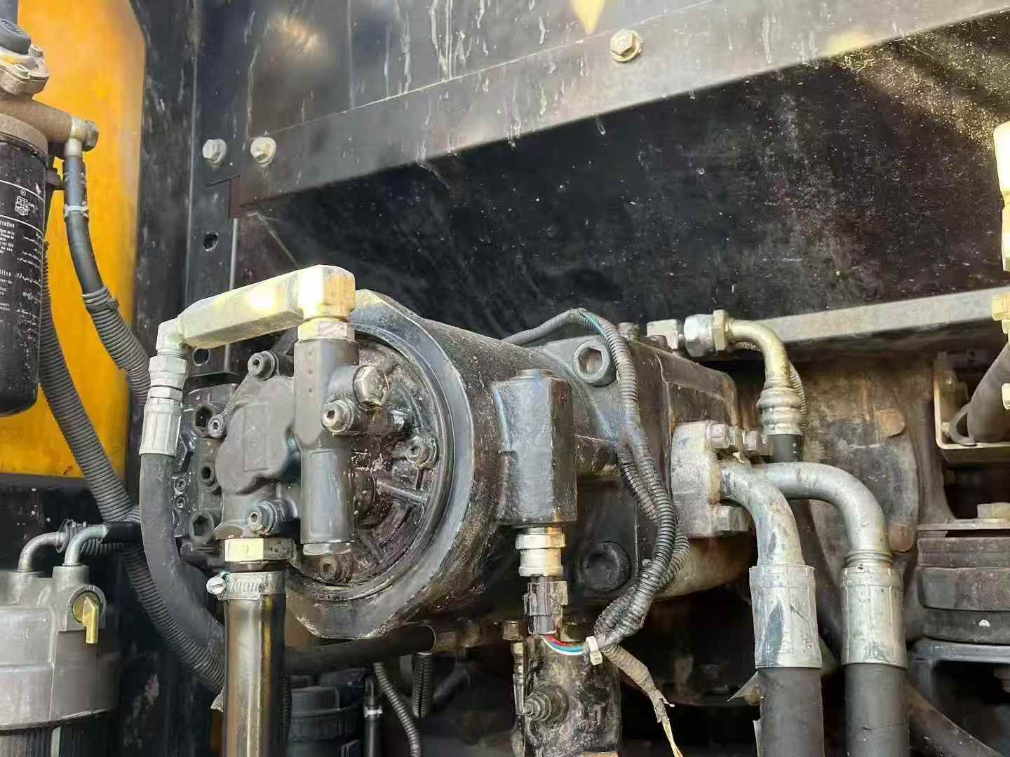 Used Kobelco SK200-10 Excavator 2017 Model / 3