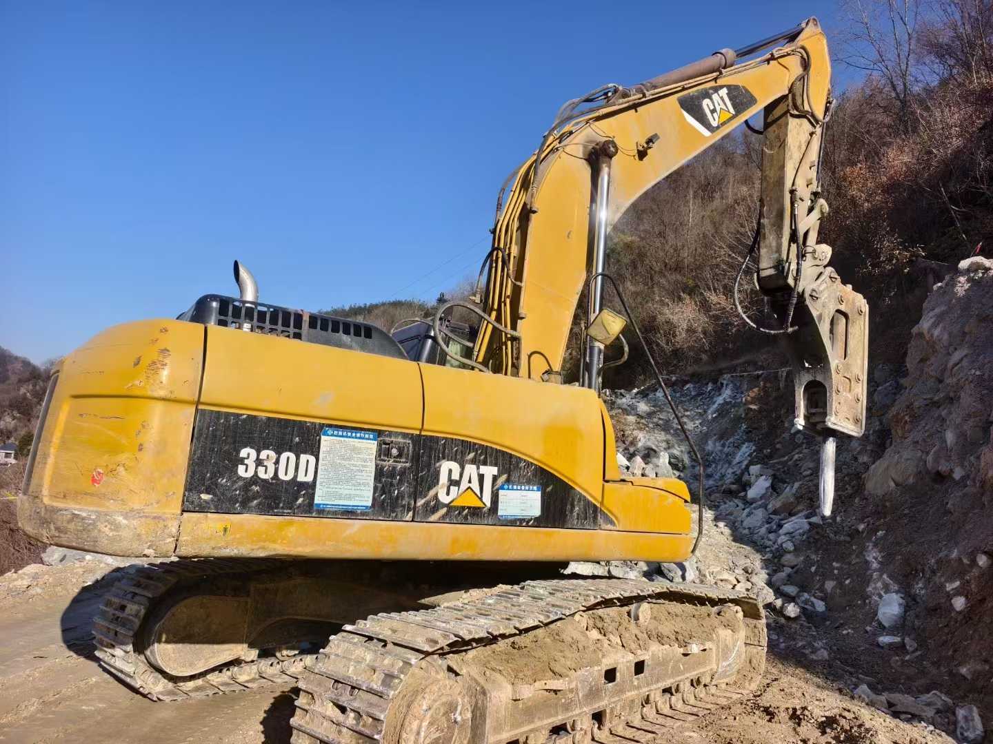 Used Caterpillar 329EL Excavator 2012 Model / 3