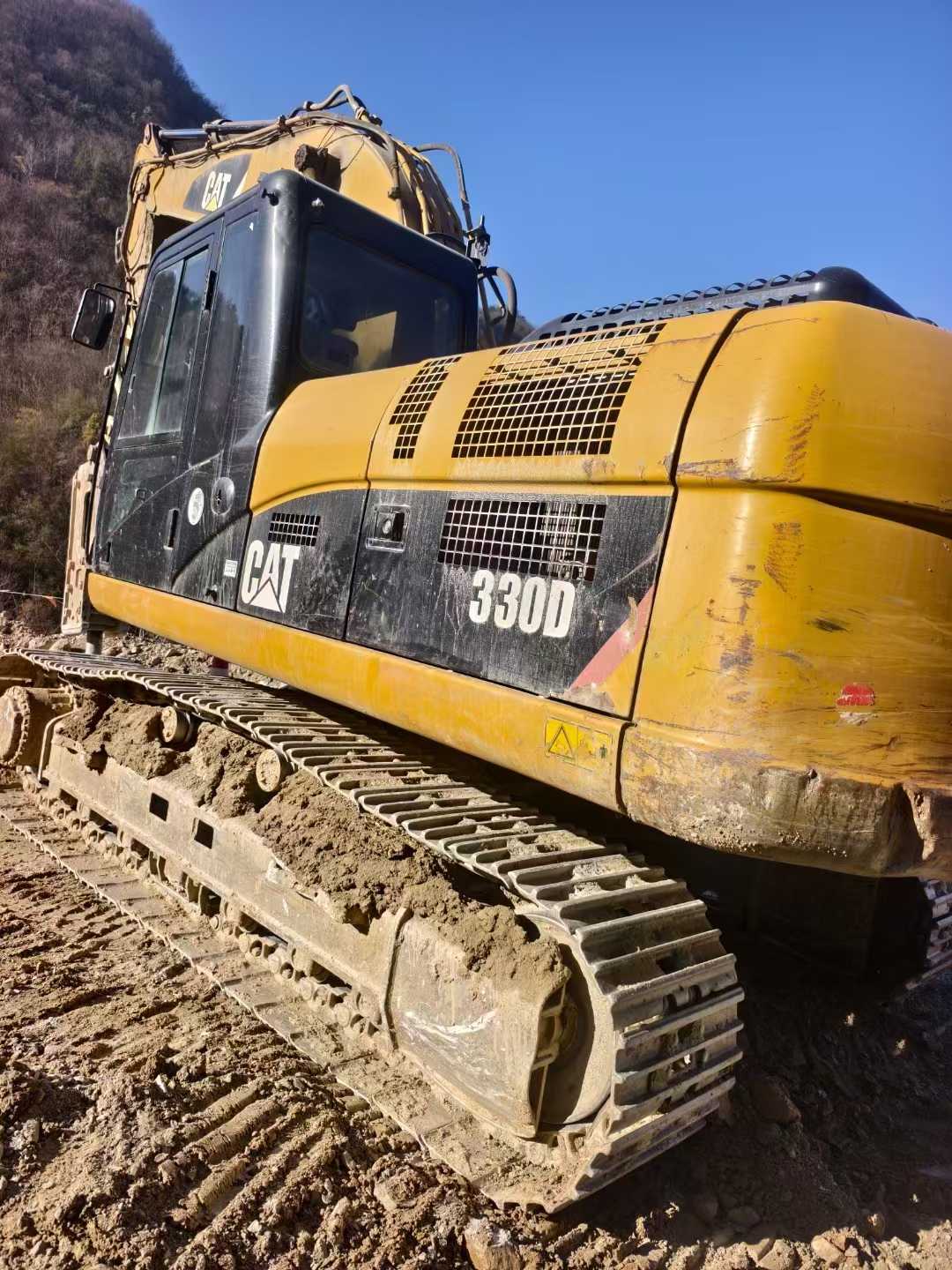 Used Caterpillar 329EL Excavator 2012 Model / 4
