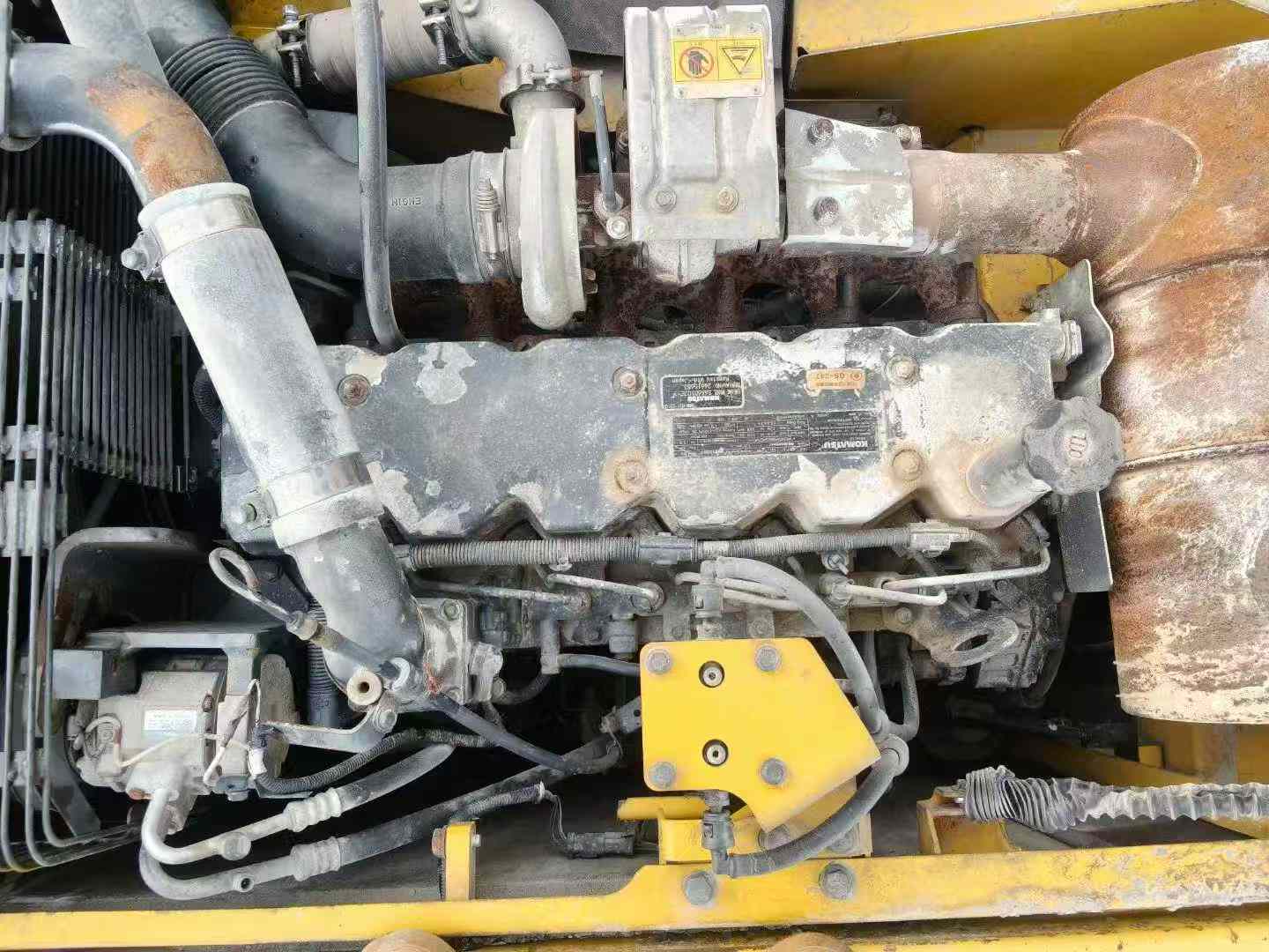 Used Komatsu PC210-8 Excavator 2016 Model / 6