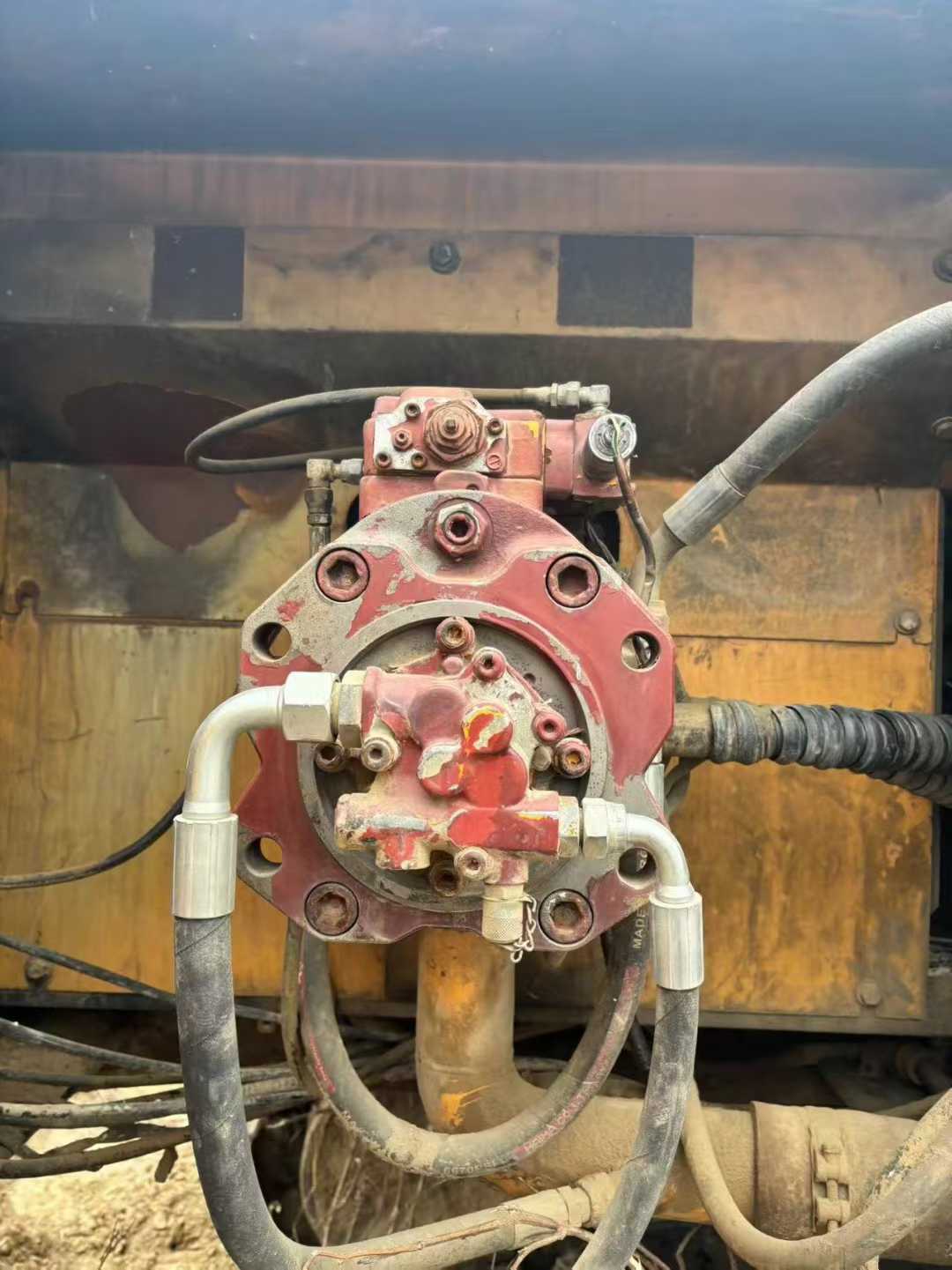 Used Hyundai R385LVS Excavator 2012 Model / 6