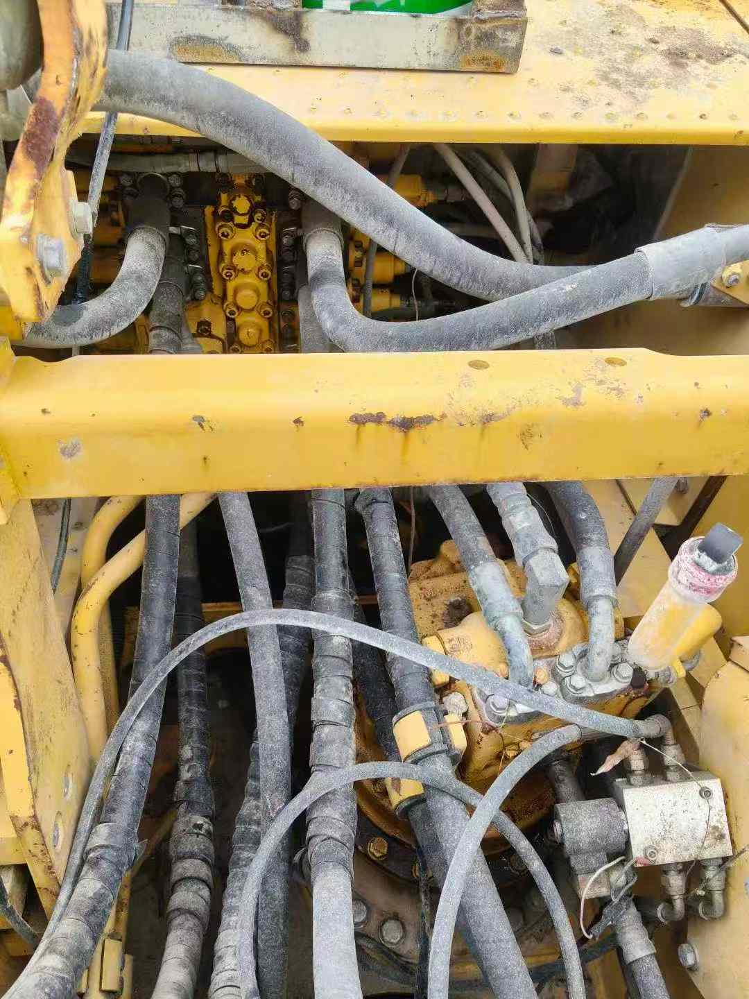 Used Komatsu PC210-8 Excavator 2016 Model / 7