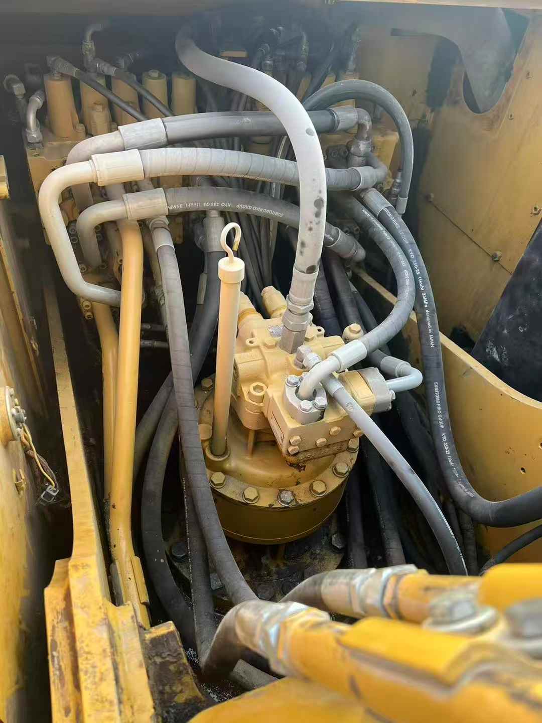 Used Caterpillar 323D2L Excavator 2014 Model / 5