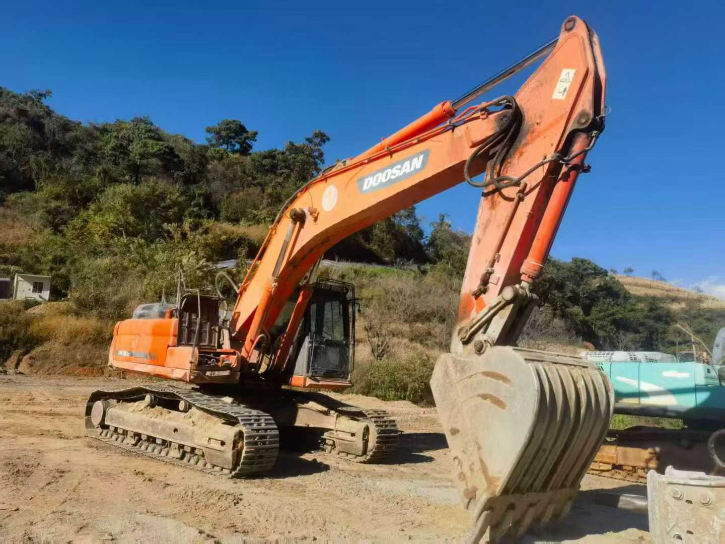 Used Doosan DX380 Excavator 2016 Model / 2