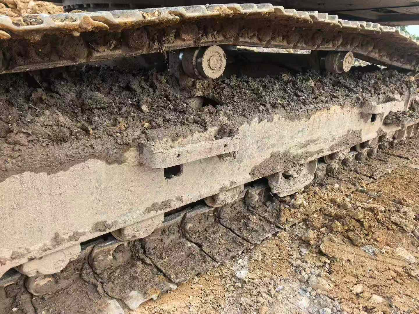 Used Kobelco SK200 Excavator 2016 Model / 3