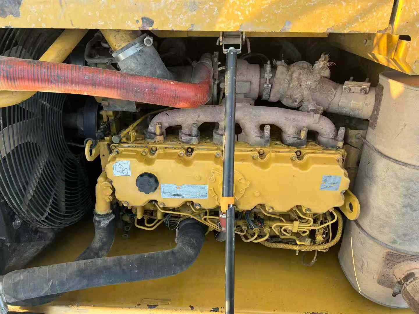 Used Caterpillar 323D2L Excavator 2014 Model / 4