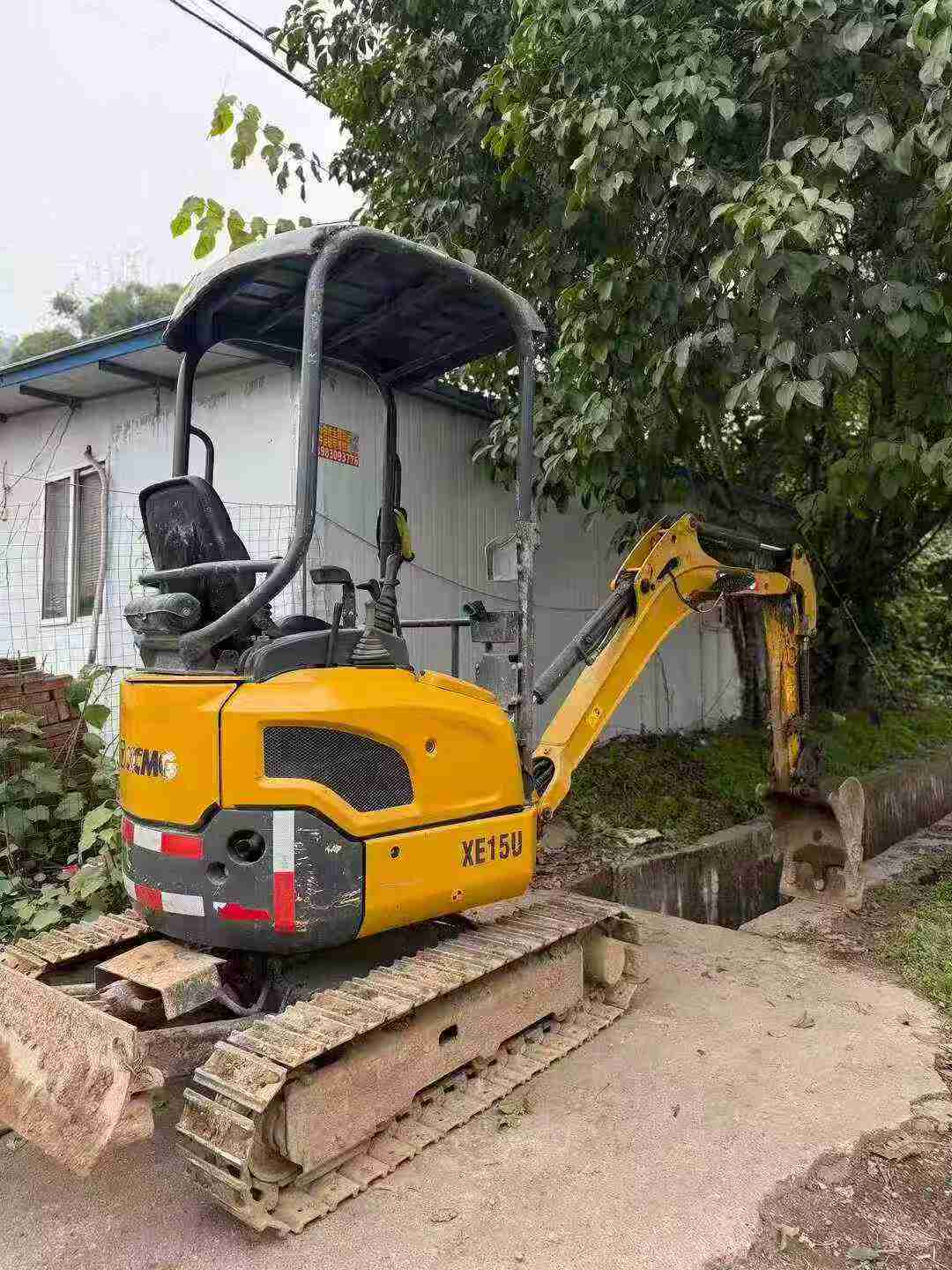 Used XCMG XE15 Excavator 2022 Model / 3