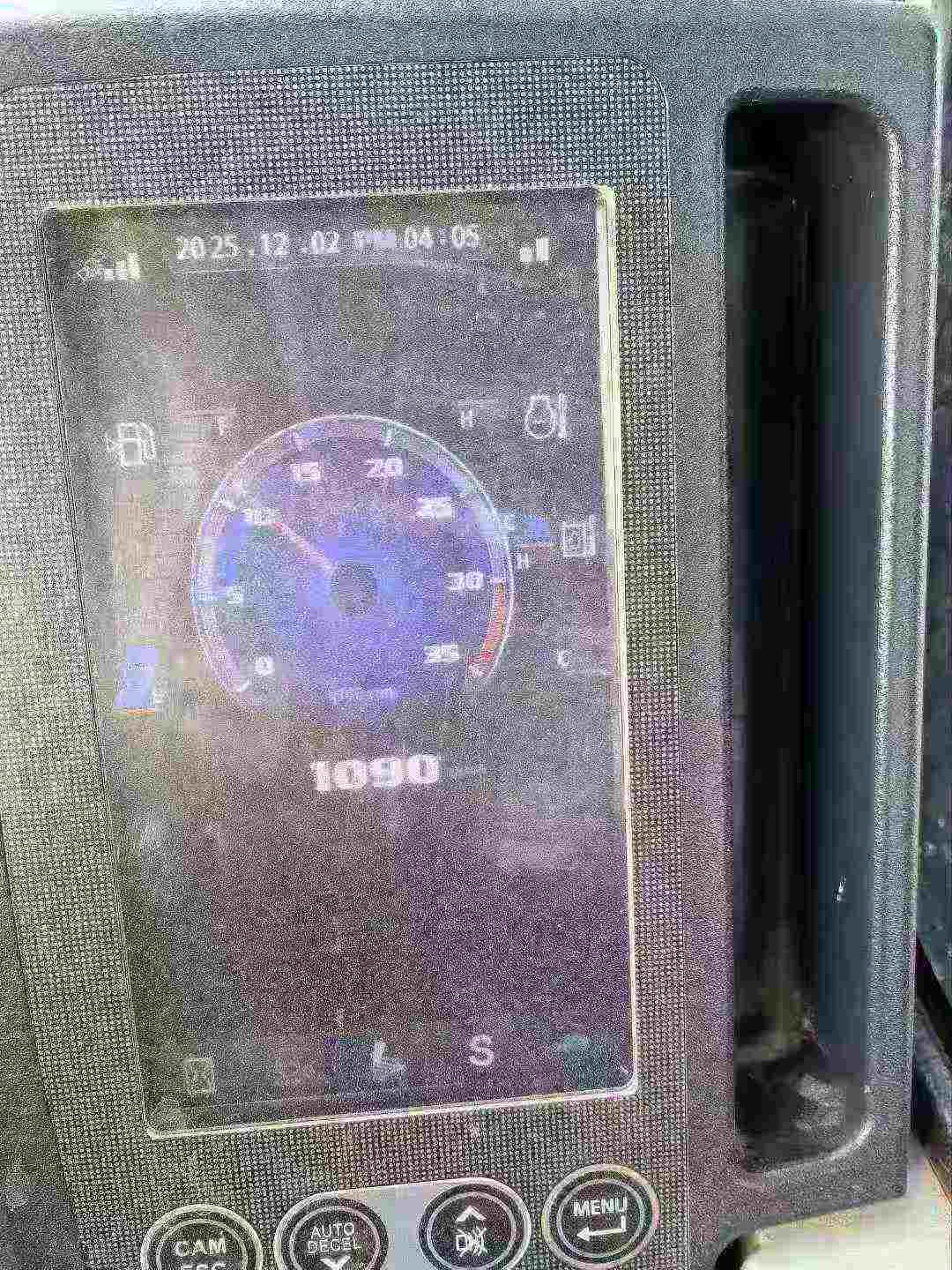 Used Hyundai R115VSN Excavator 2023 Model / 9