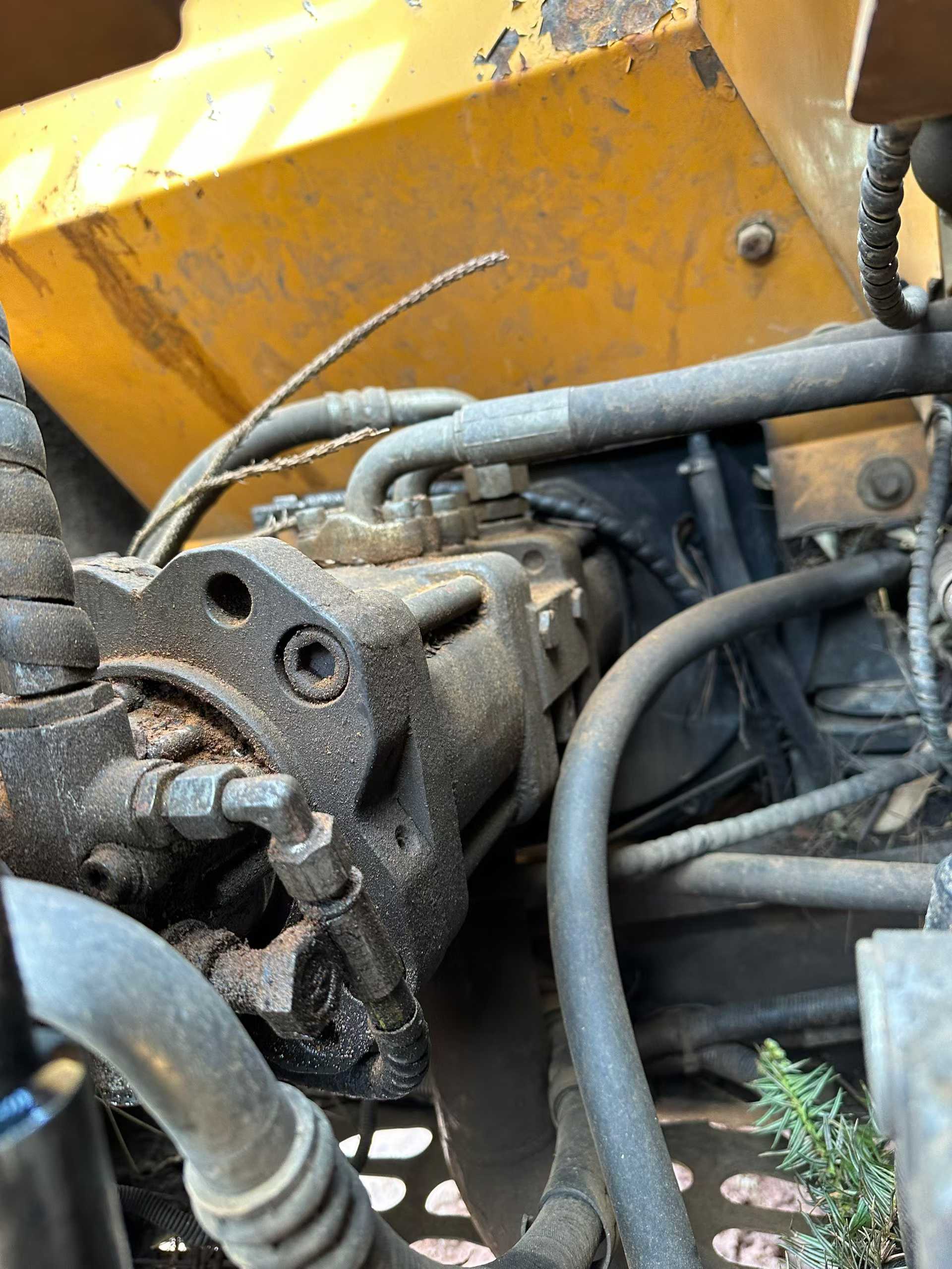 Used Sany SY135 Excavator 2013 Model / 5