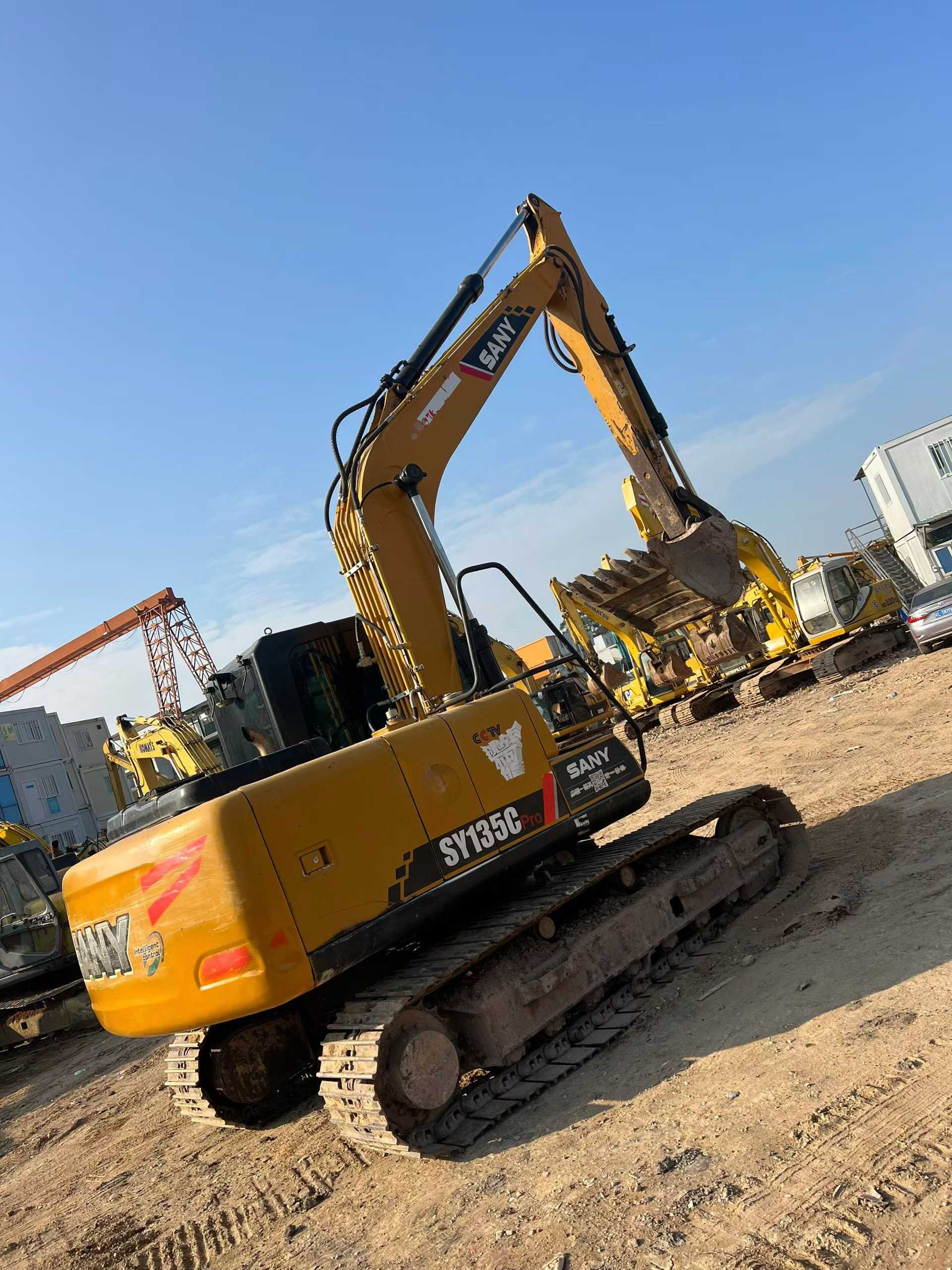 Used Sany SY135 Excavator 2016 Model / 9
