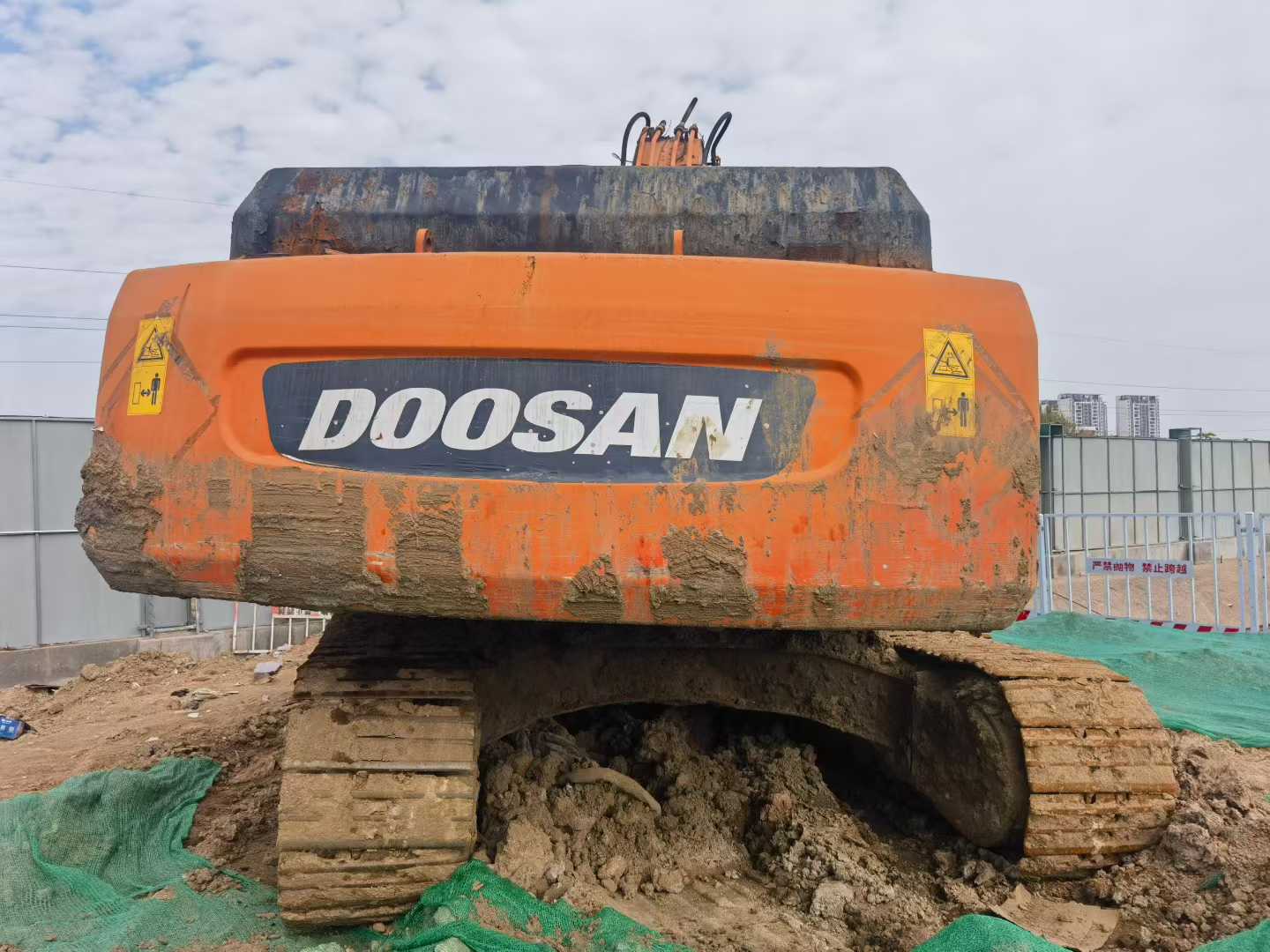 Used Doosan DL300 Excavator 2016 Model / 2