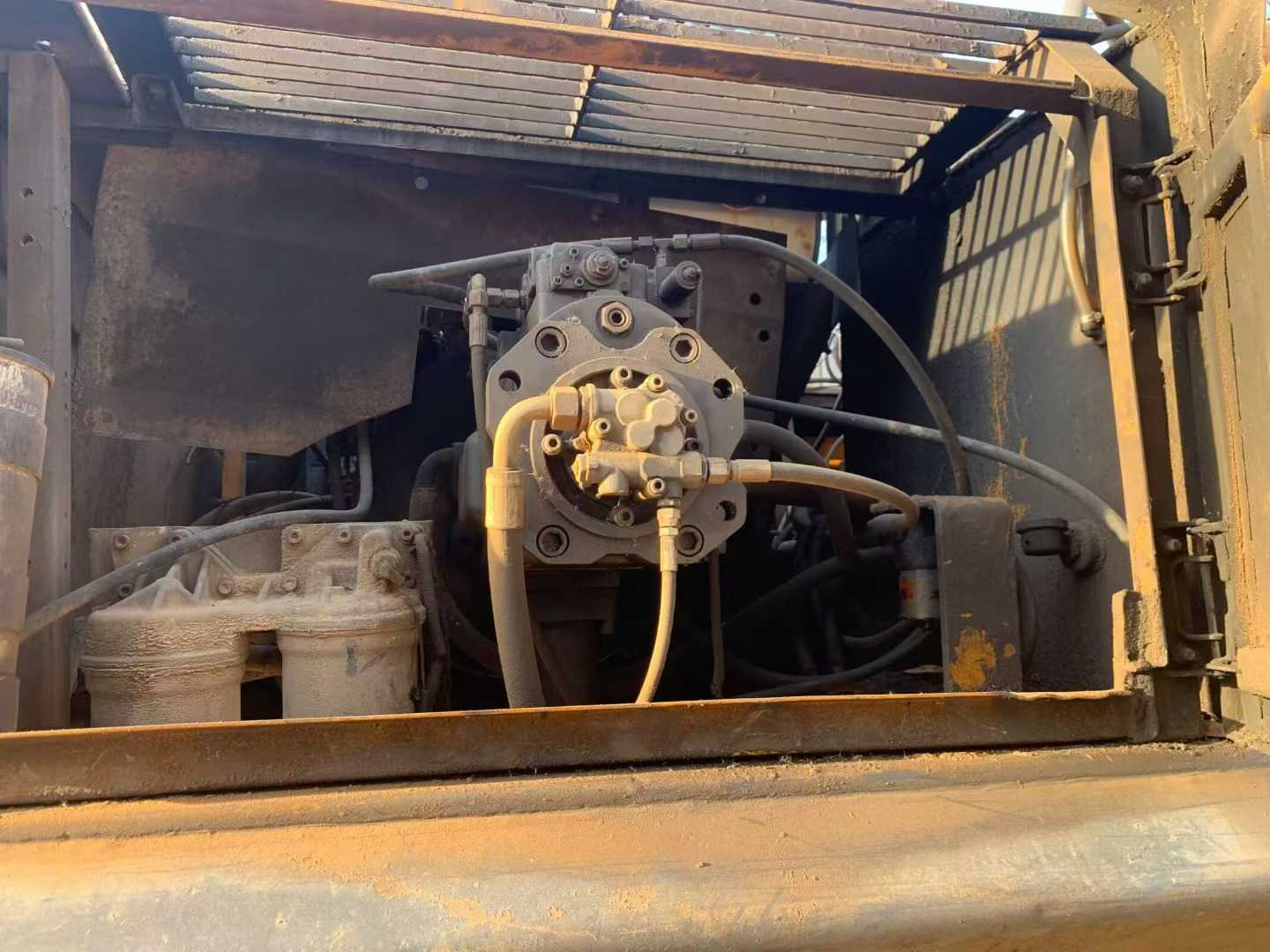 Used Sany SY465H Excavator 2016 Model / 4