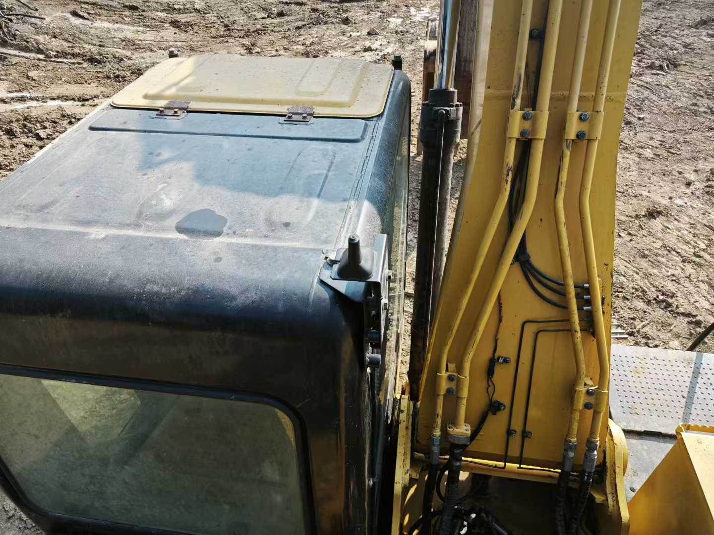 Used Caterpillar 320D Excavator 2014 Model / 4