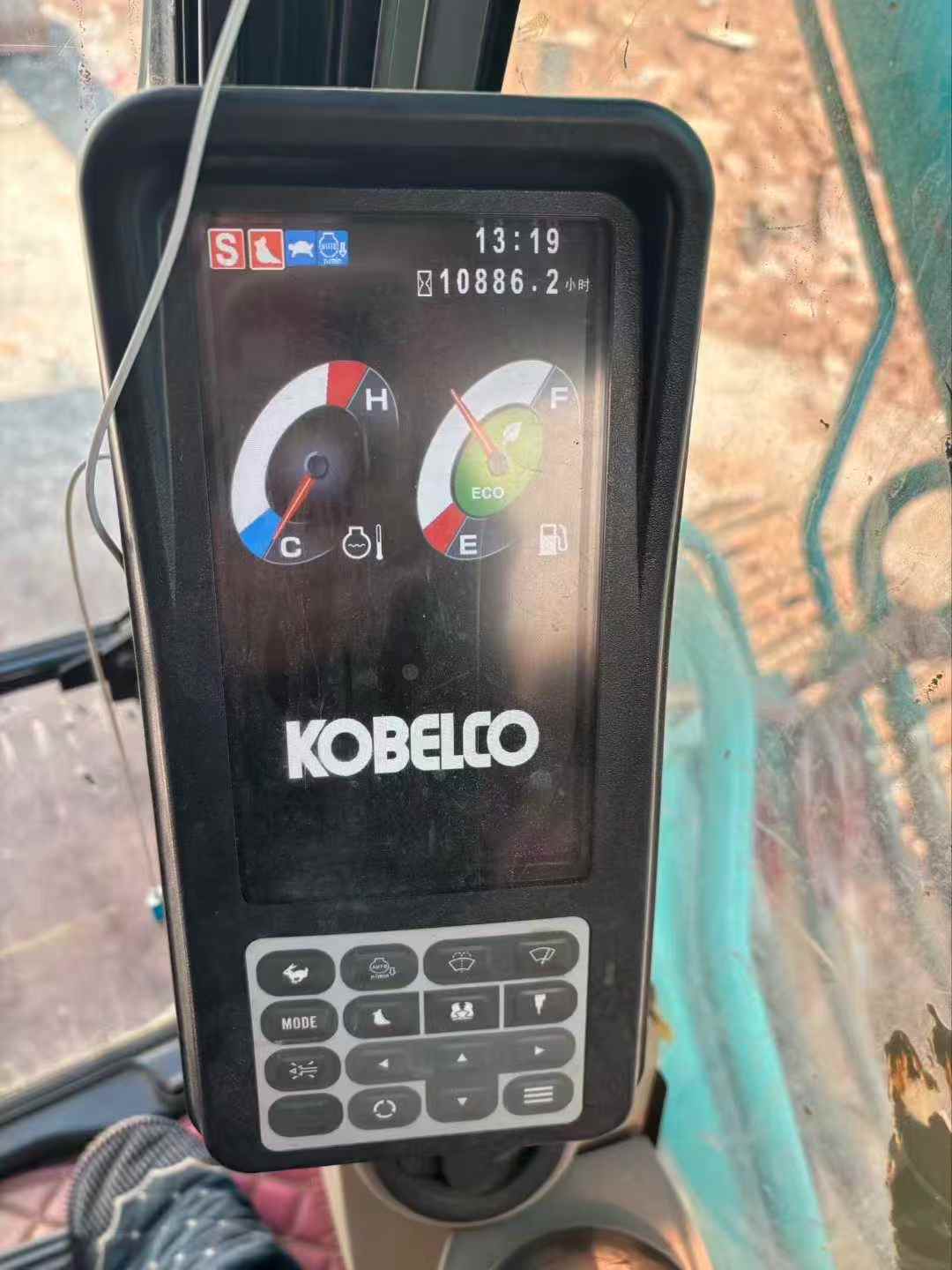 Used Kobelco SK210 Excavator 2019 Model / 6