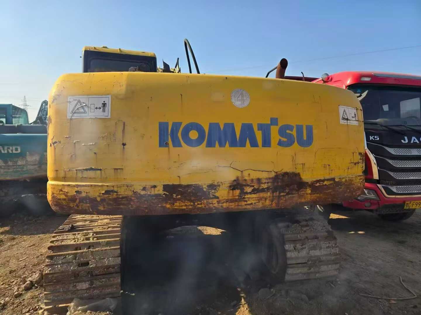 Used Komatsu PC220-8 Excavator 2016 Model / 4