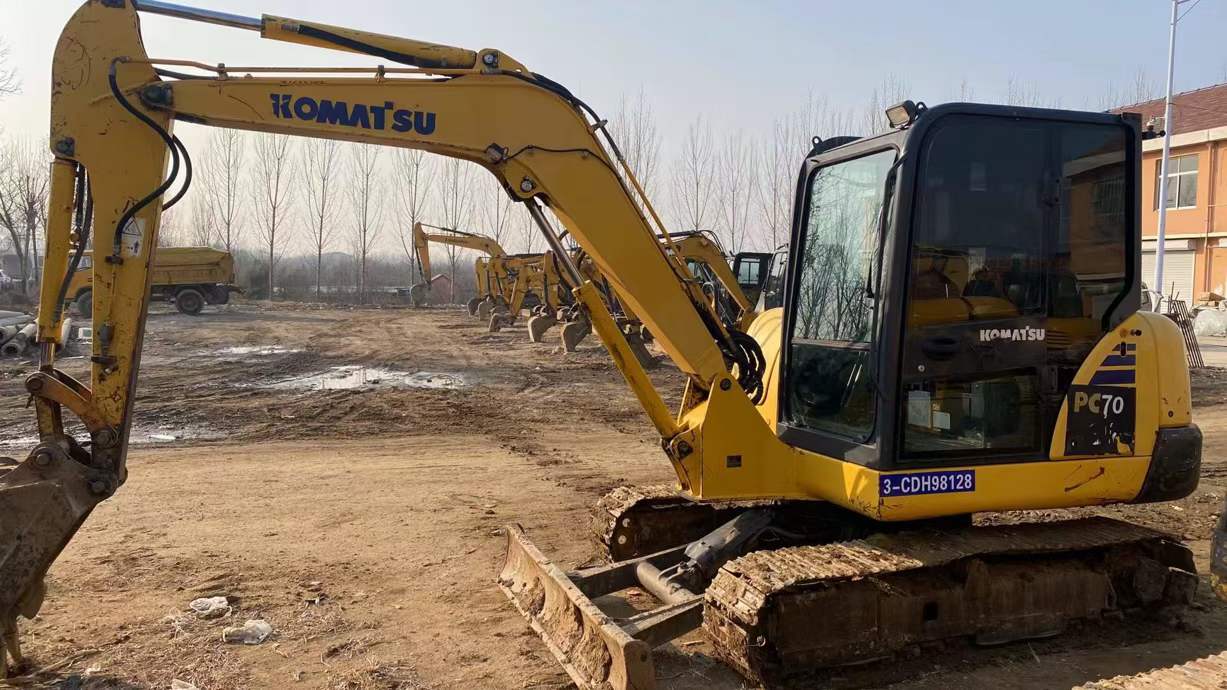 Used Komatsu PC56-7 Excavator 2016 Model / 9