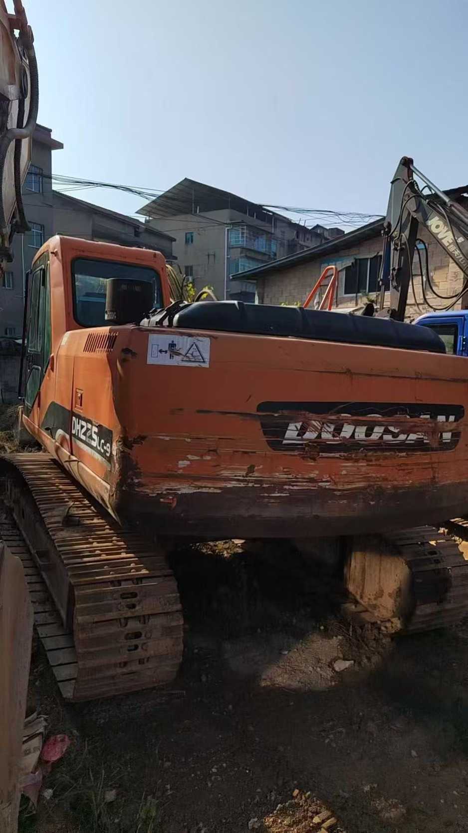 Used Doosan DH220-7 Excavator 2016 Model / 2