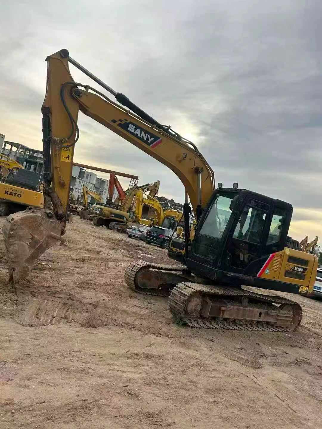 Used Sany SY135 Excavator 2022 Model / 4