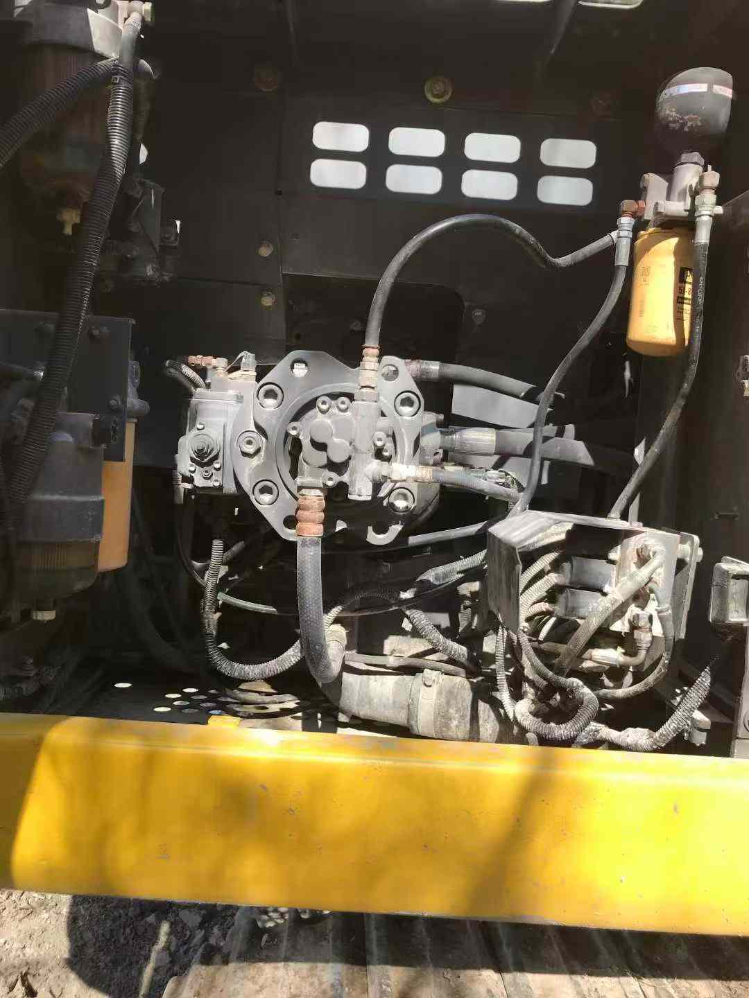 Used Sumitomo SH200A5 Excavator 2016 Model / 4