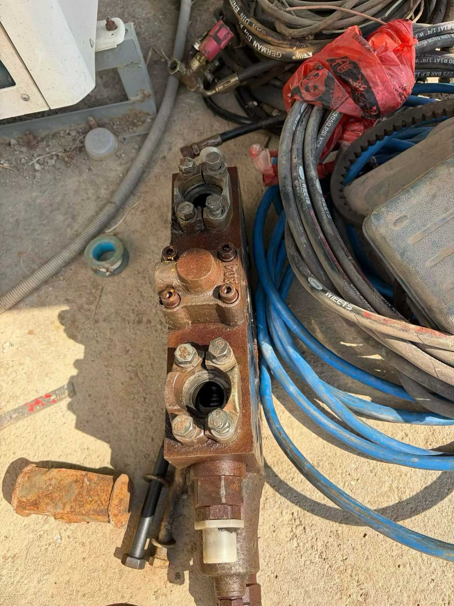 Used 小松 PC240LC-8 Excavator 2016 Model