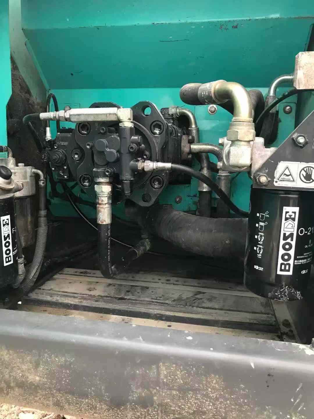 Used Kobelco SK200 Excavator 2016 Model / 6