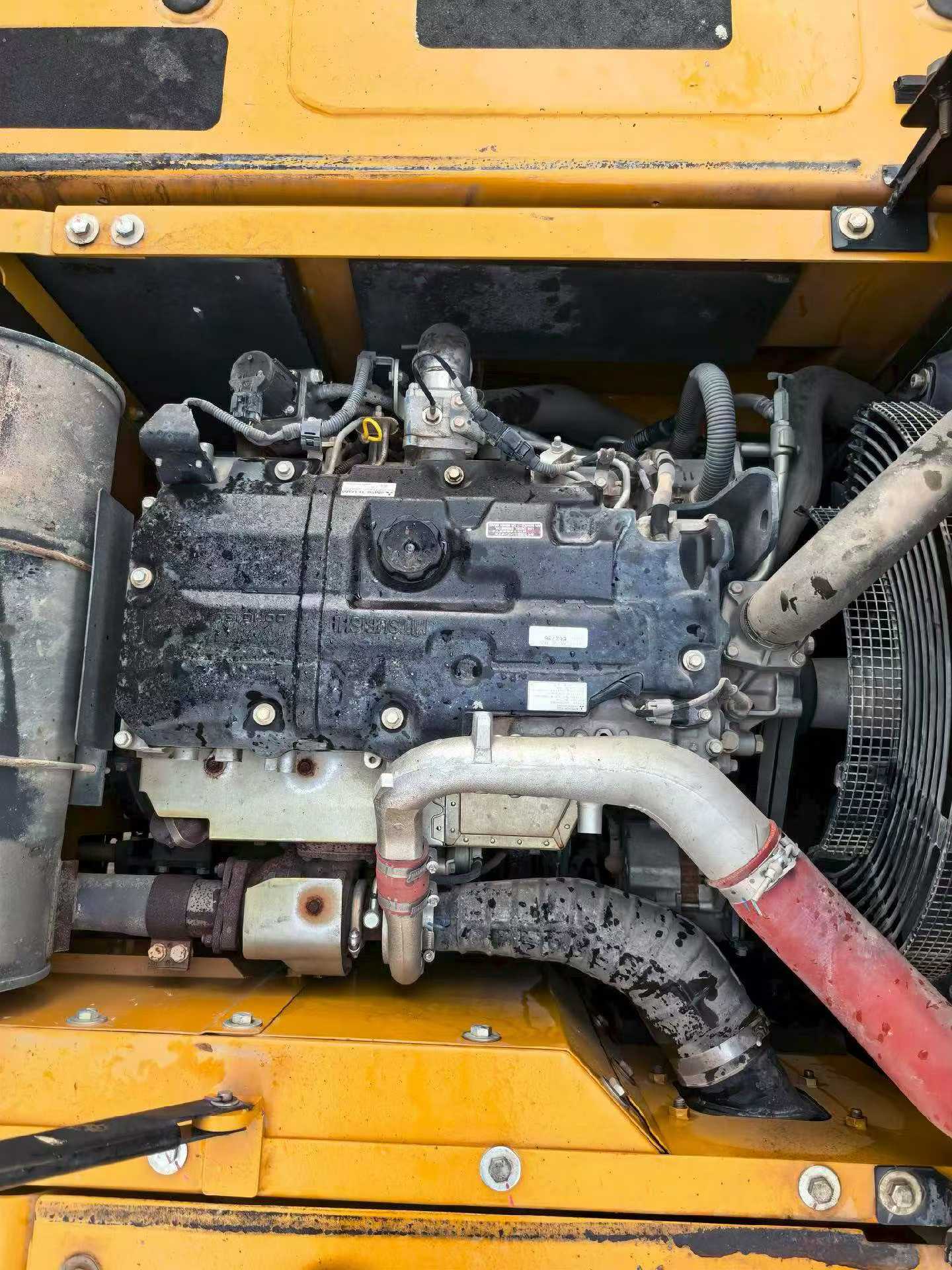 Used Sany SY200H Excavator 2022 Model / 3