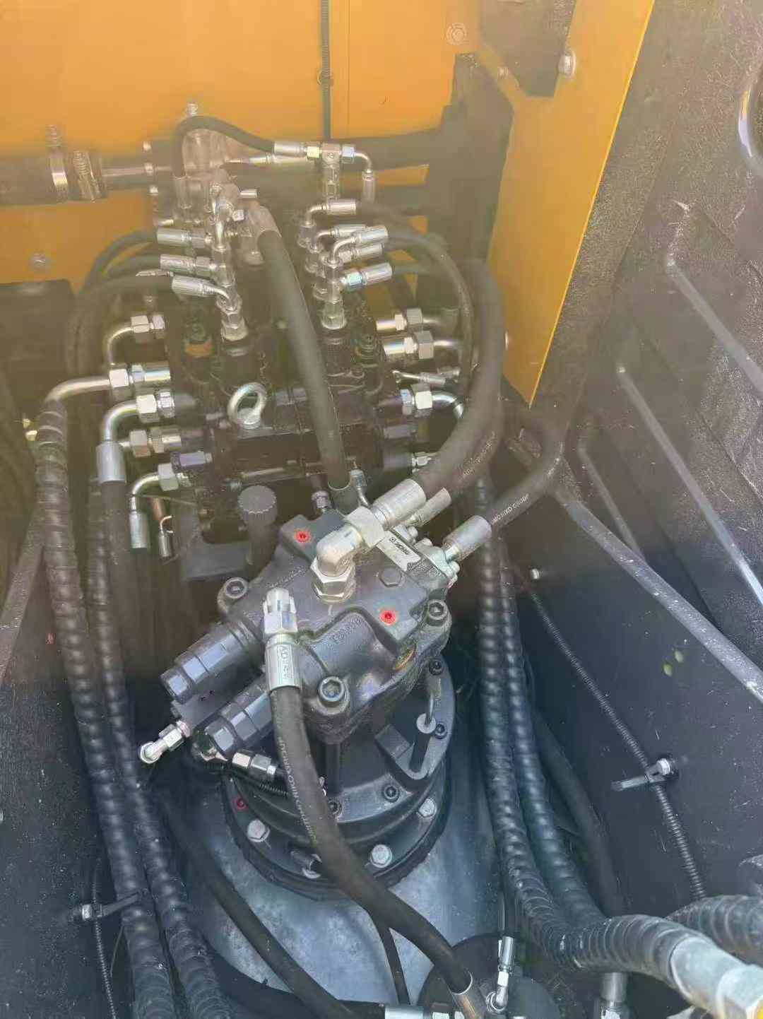 Used XCMG XE135GA Excavator 2024 Model / 4