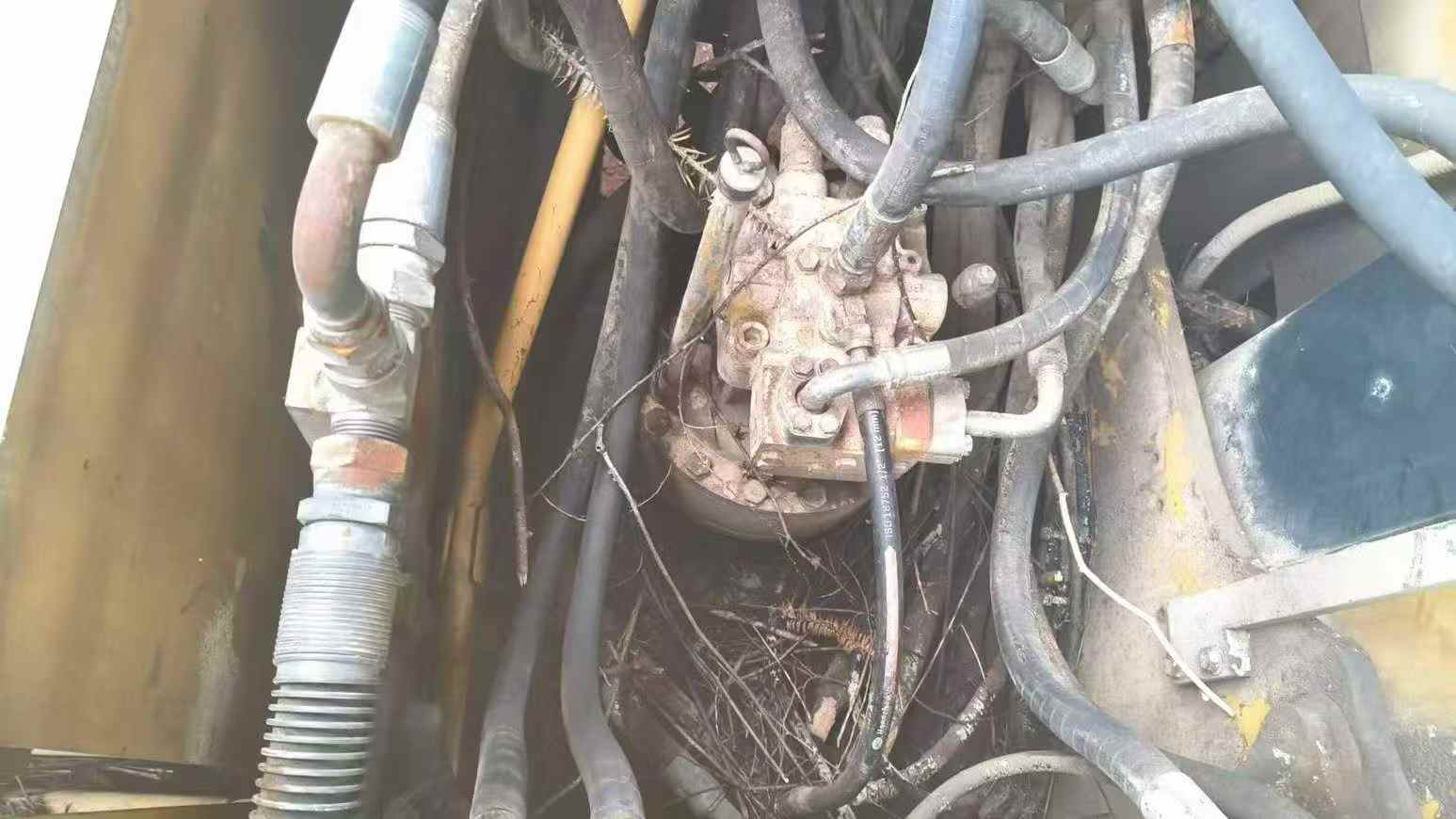 Used Caterpillar 320D Excavator 2016 Model / 7