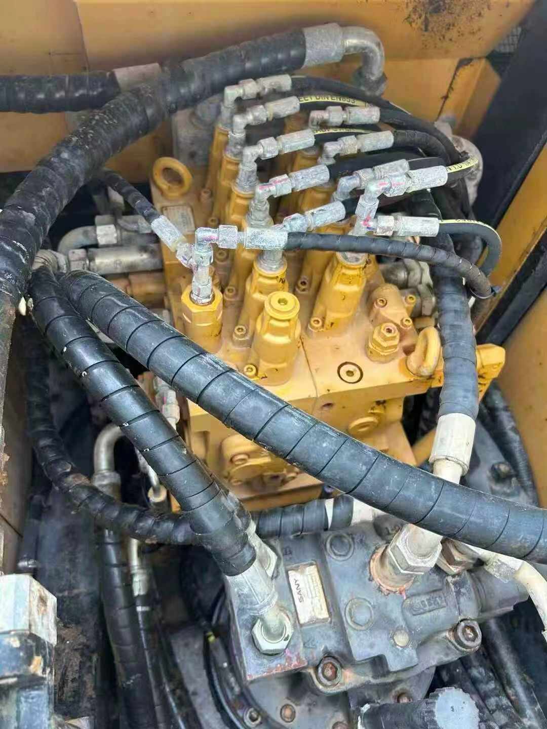 Used Sany SY135 Excavator 2022 Model / 8