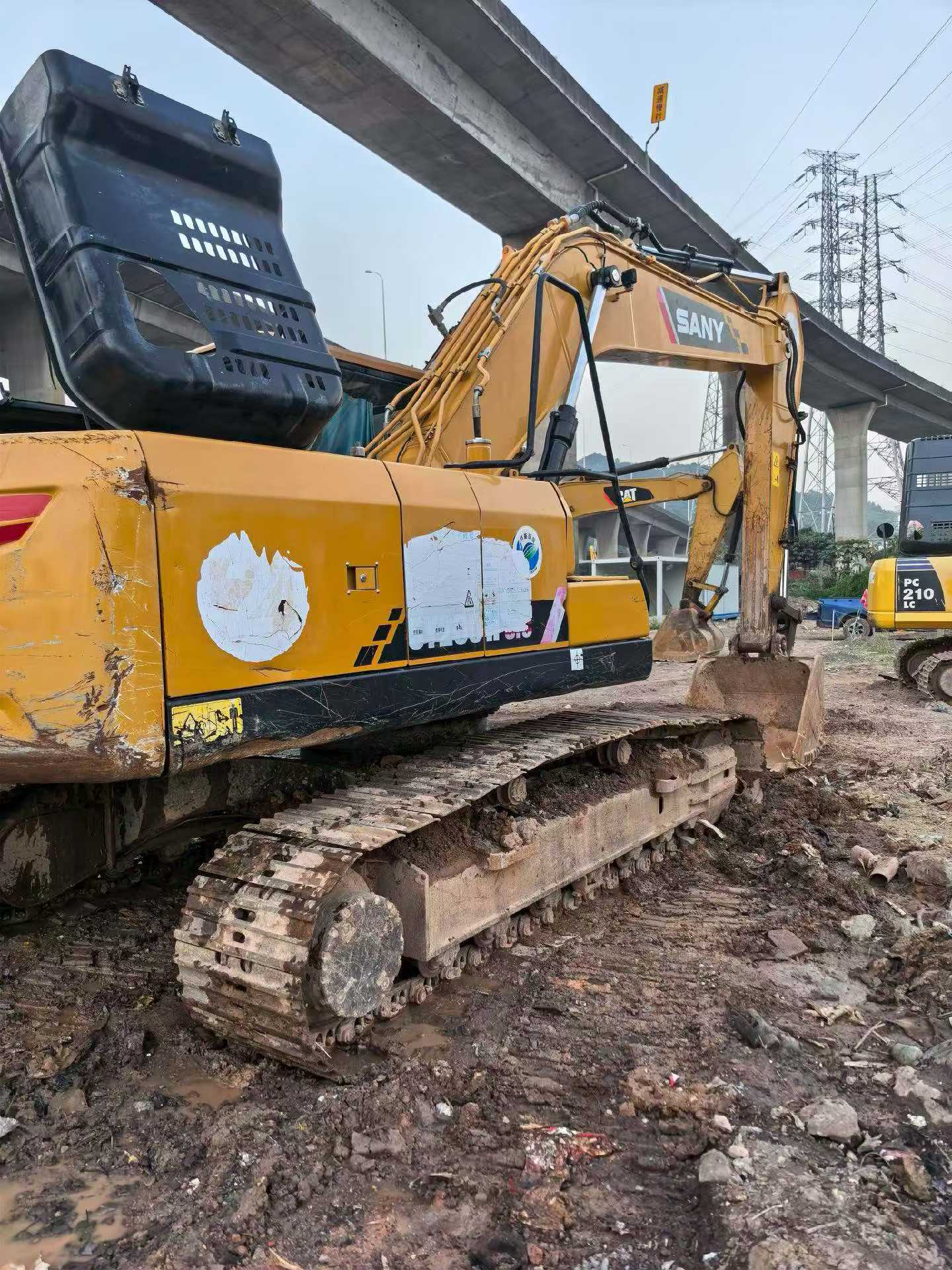 Used Sany SY200H Excavator 2022 Model / 9