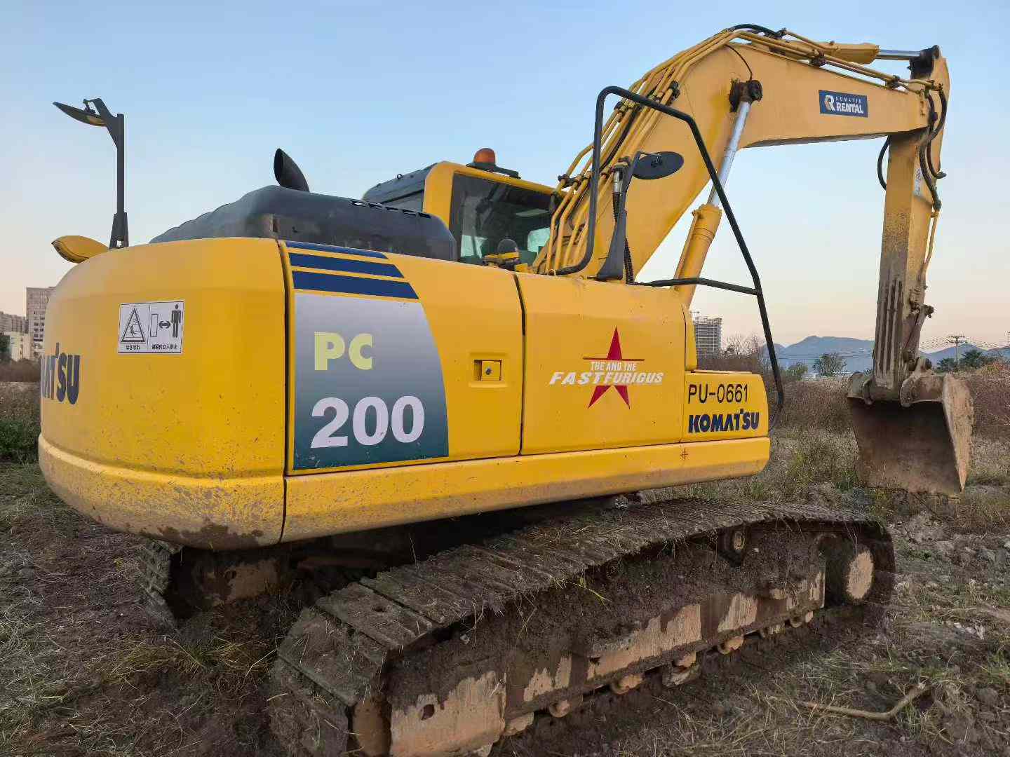 Used Komatsu PC200-8 Excavator 2016 Model / 3