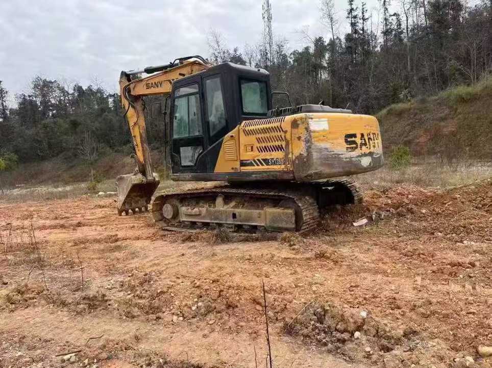 Used Sany SY115C Excavator 2015 Model / 3