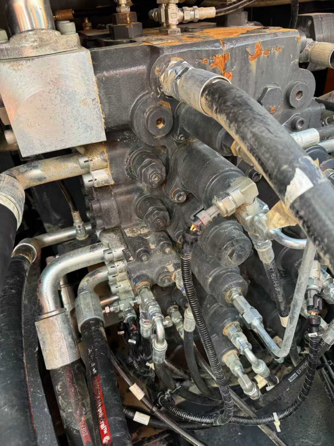 Used Doosan DX80 Excavator 2023 Model / 6