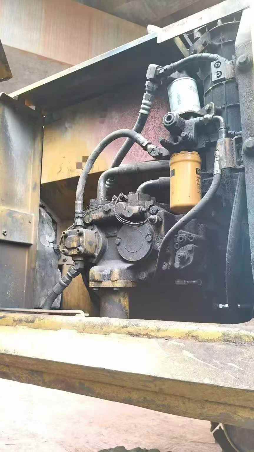 Used Caterpillar 320D Excavator 2016 Model / 5