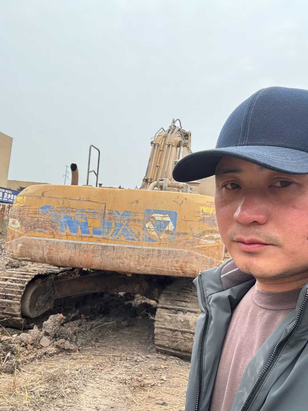 Used 徐工 XE270GK国四 Excavator 2018 Model