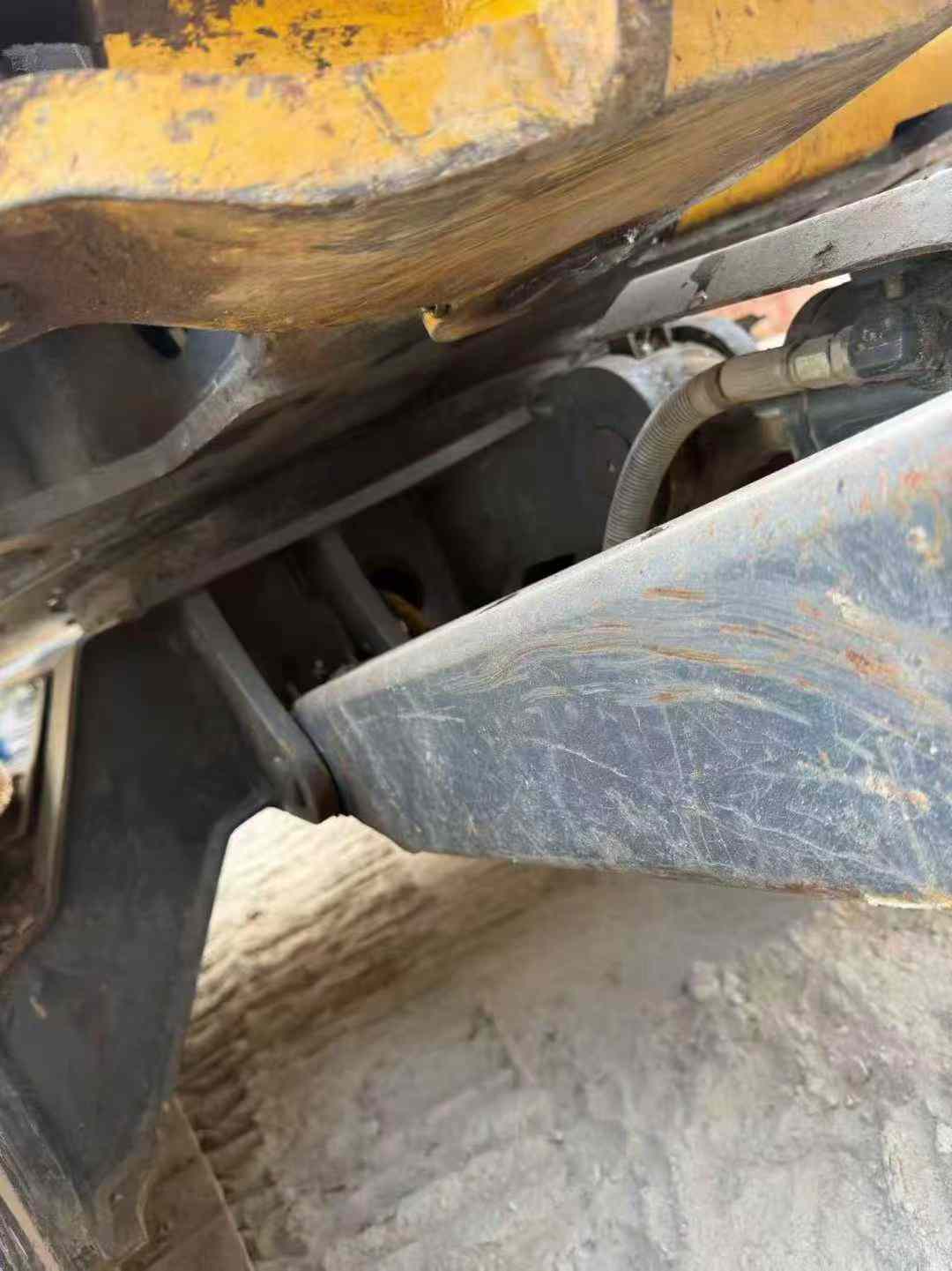 Used XCMG LW200 Excavator 2022 Model / 3