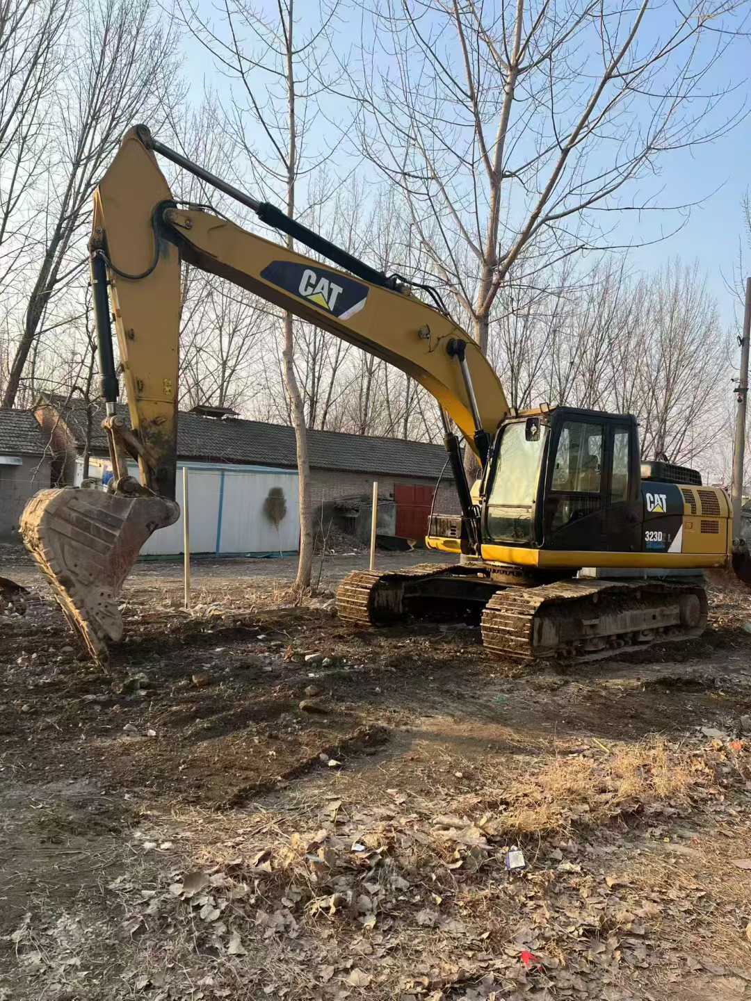 Used 卡特 323D2L Excavator 2014 Model