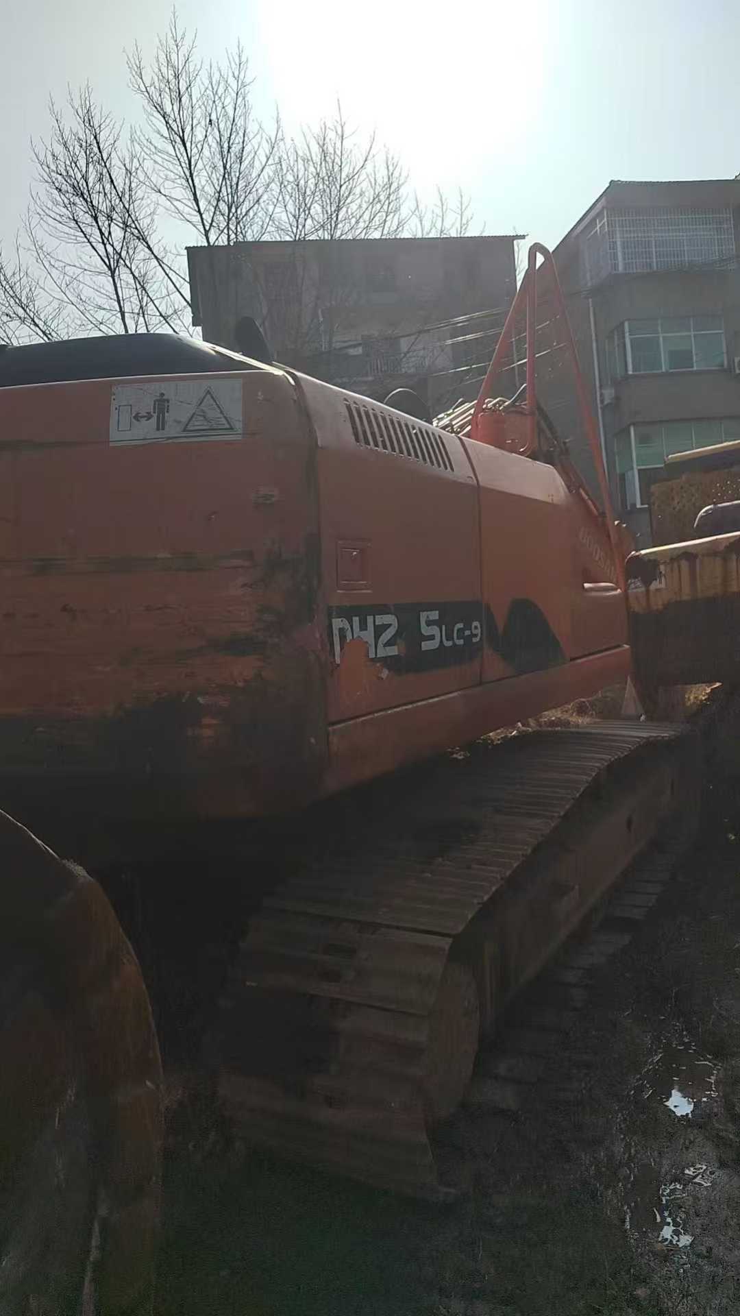 Used Doosan DH220-7 Excavator 2016 Model / 3