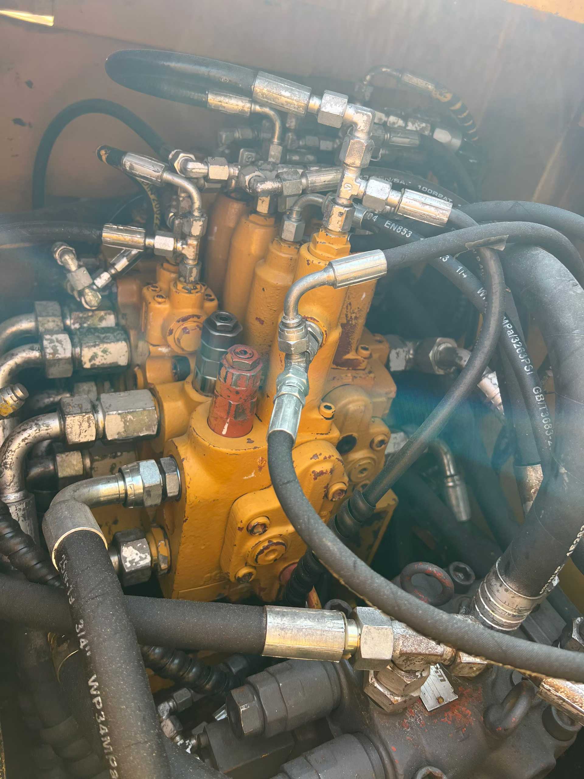 Used Sany SY135 Excavator 2016 Model / 6