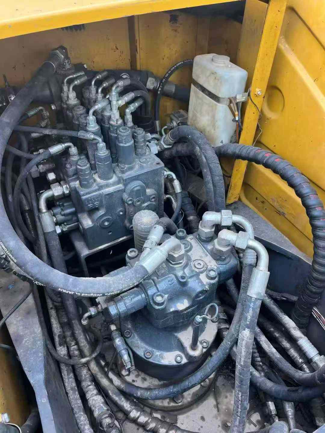 Used XCMG XE80 Excavator 2017 Model / 4