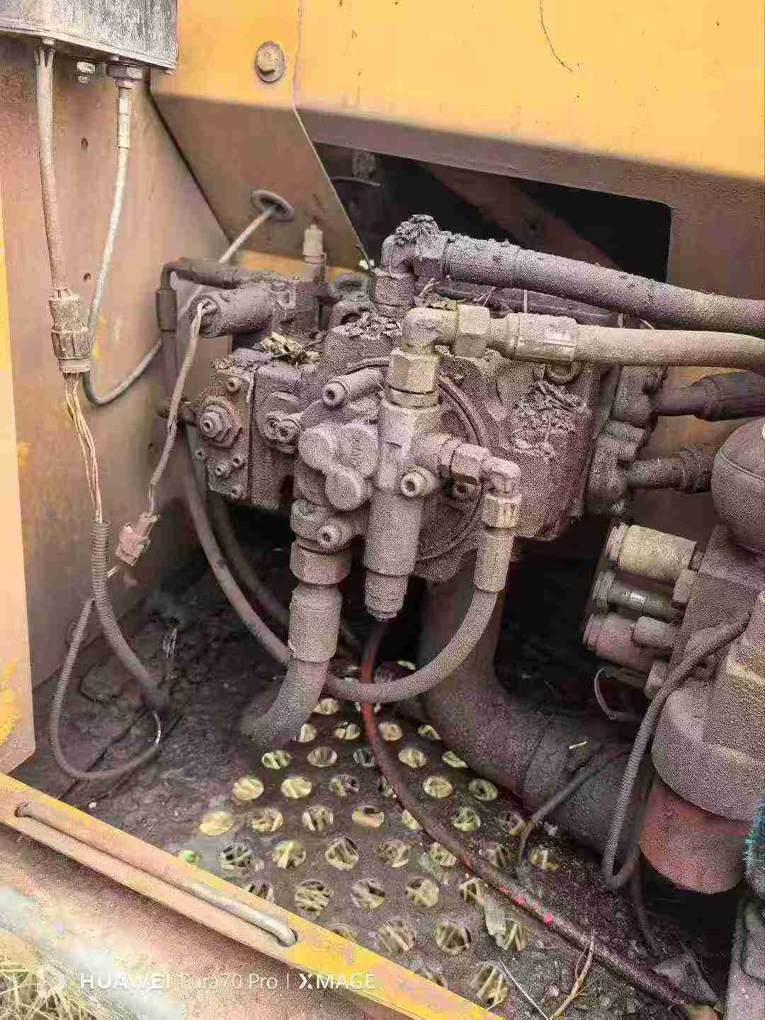 Used 徐工 XE150 Excavator 2015 Model