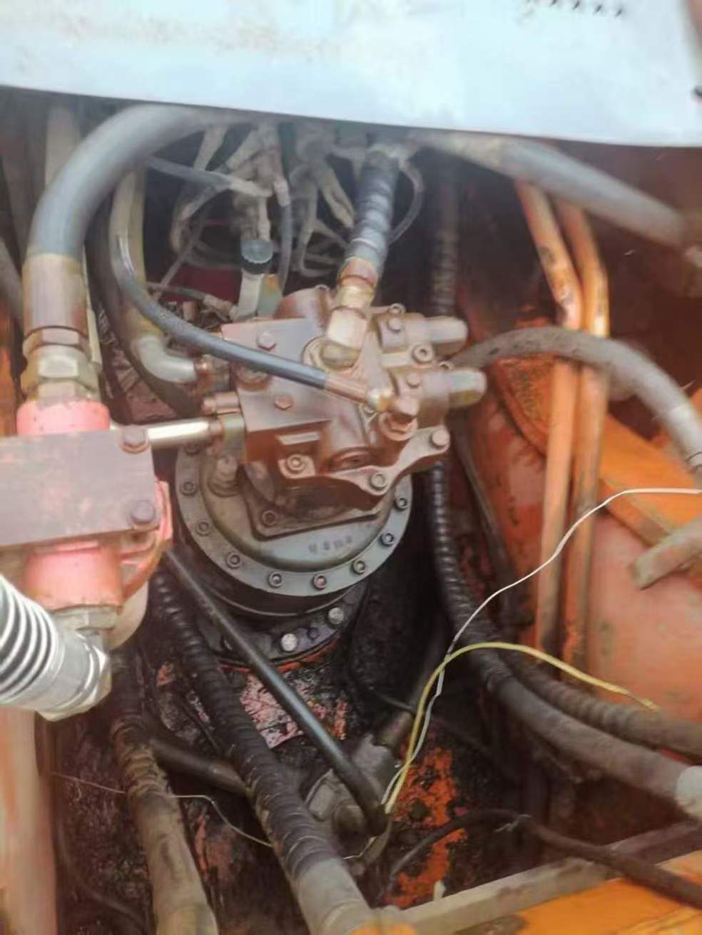 Used Doosan DH70 Excavator 2016 Model / 8