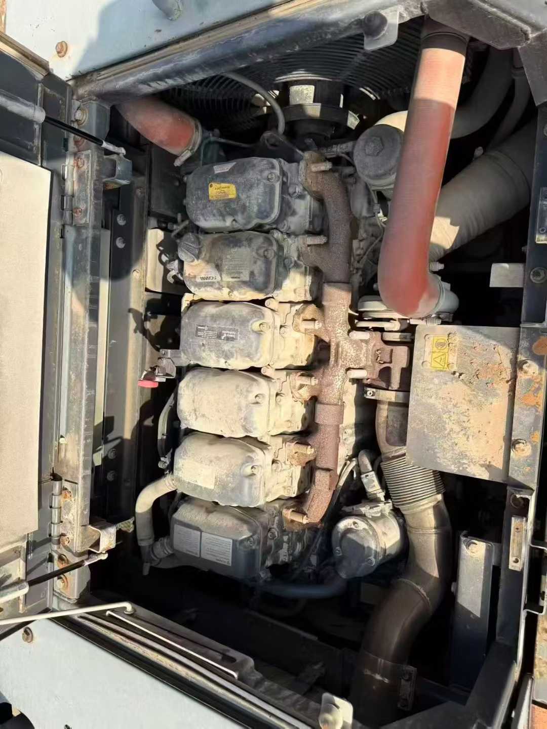 Used Doosan DL420 Excavator 2016 Model / 3