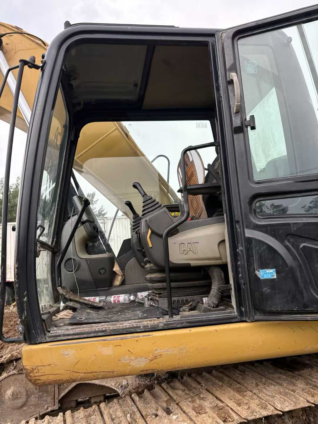 Used Caterpillar 320D Excavator 2017 Model / 9