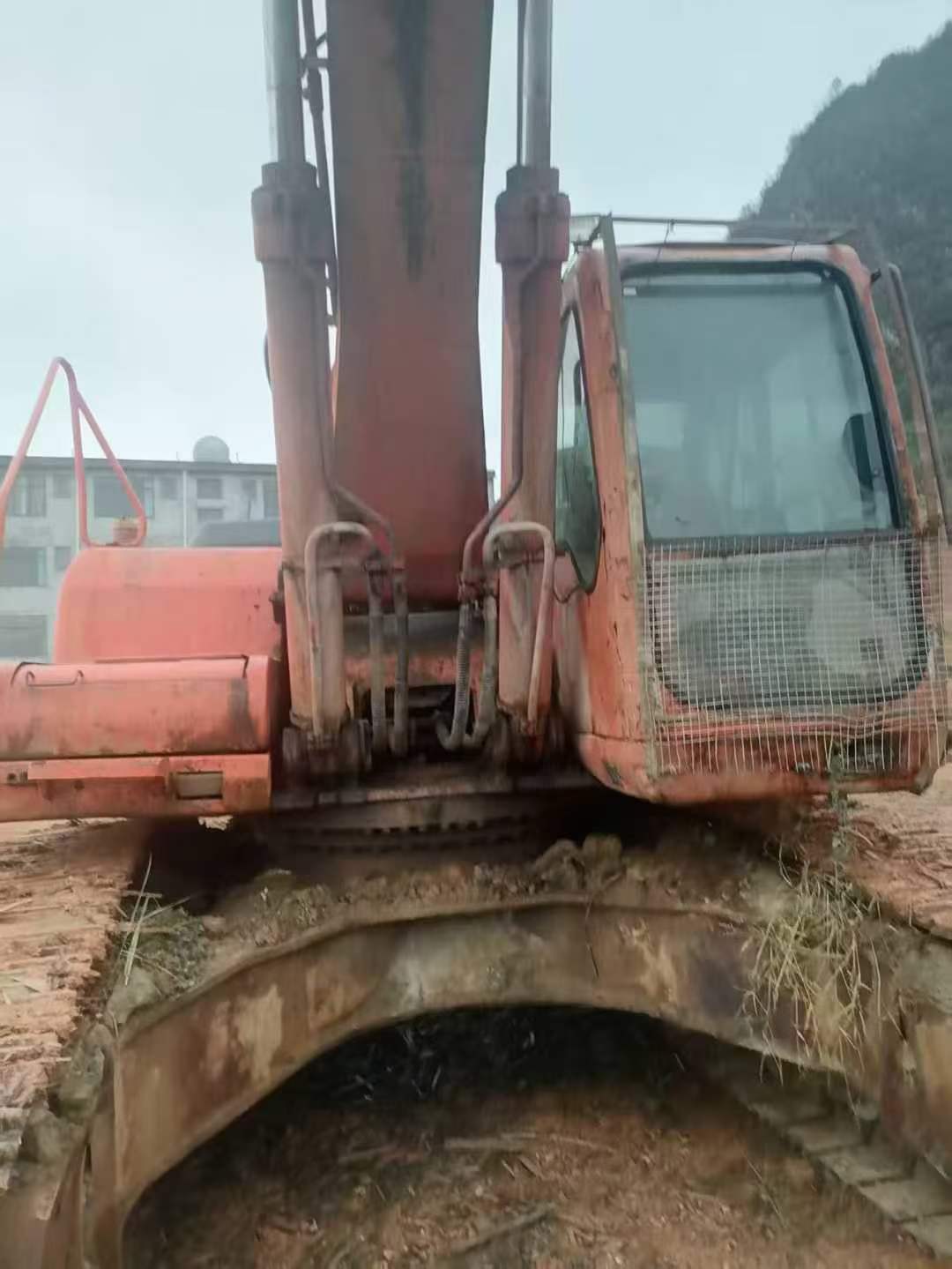 Used Doosan DH70 Excavator 2016 Model / 3