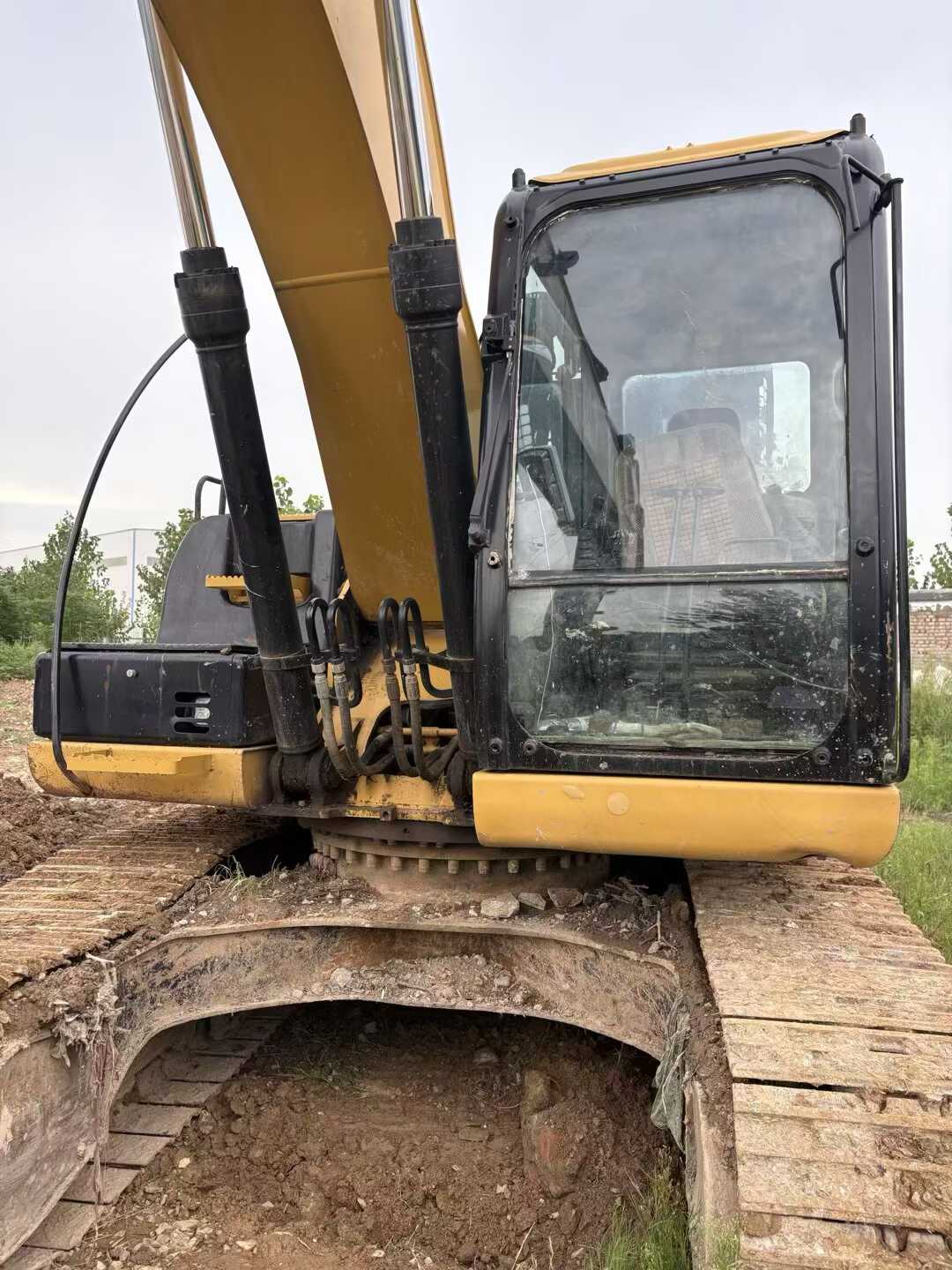 Used Caterpillar 320D Excavator 2017 Model / 4