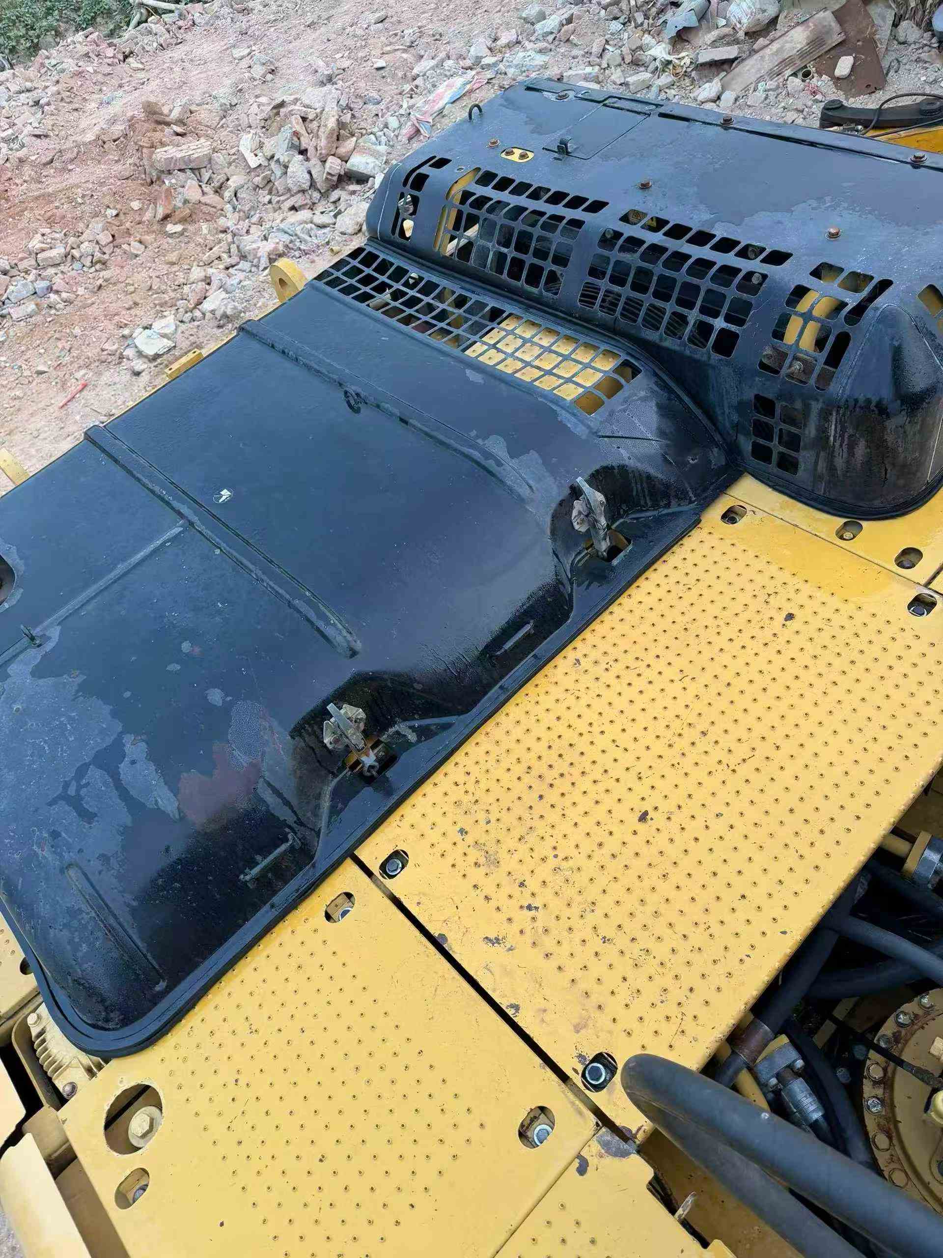 Used Caterpillar 336DL Excavator 2016 Model / 3